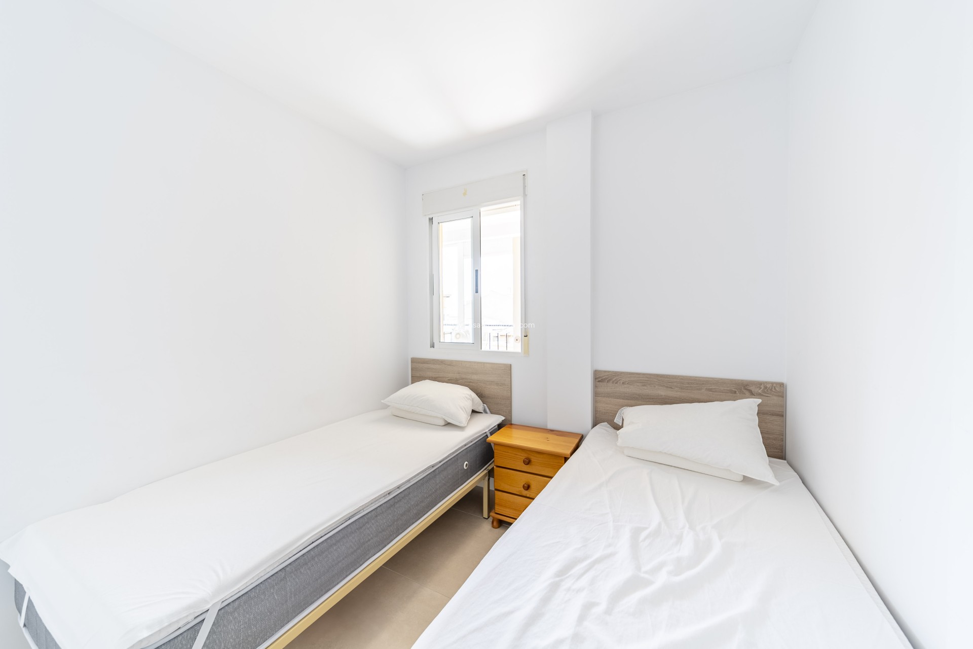 Resale - Apartment / flat - Torrevieja - Punta Prima