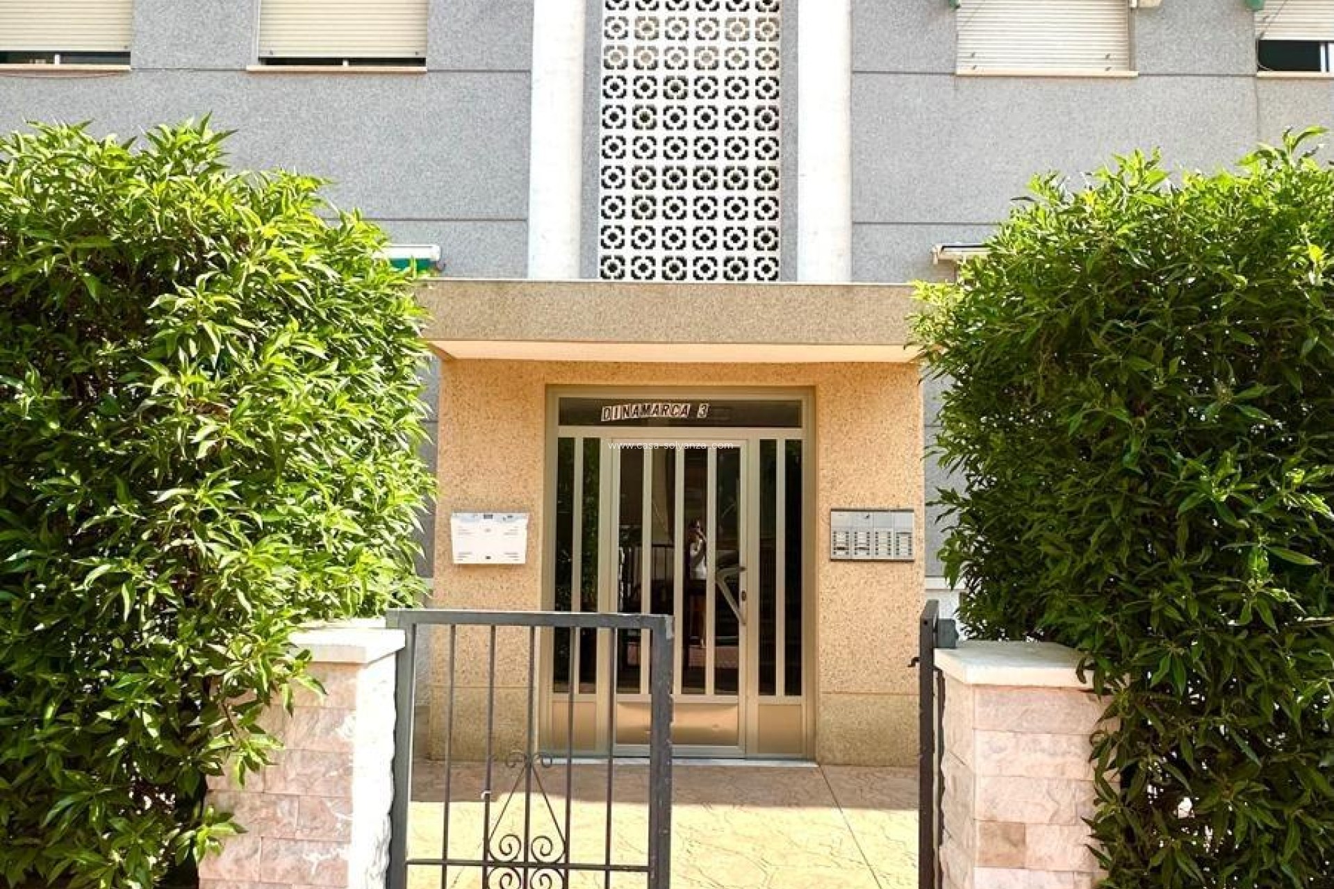 Resale - Apartment / flat - Torrevieja - Punta Prima