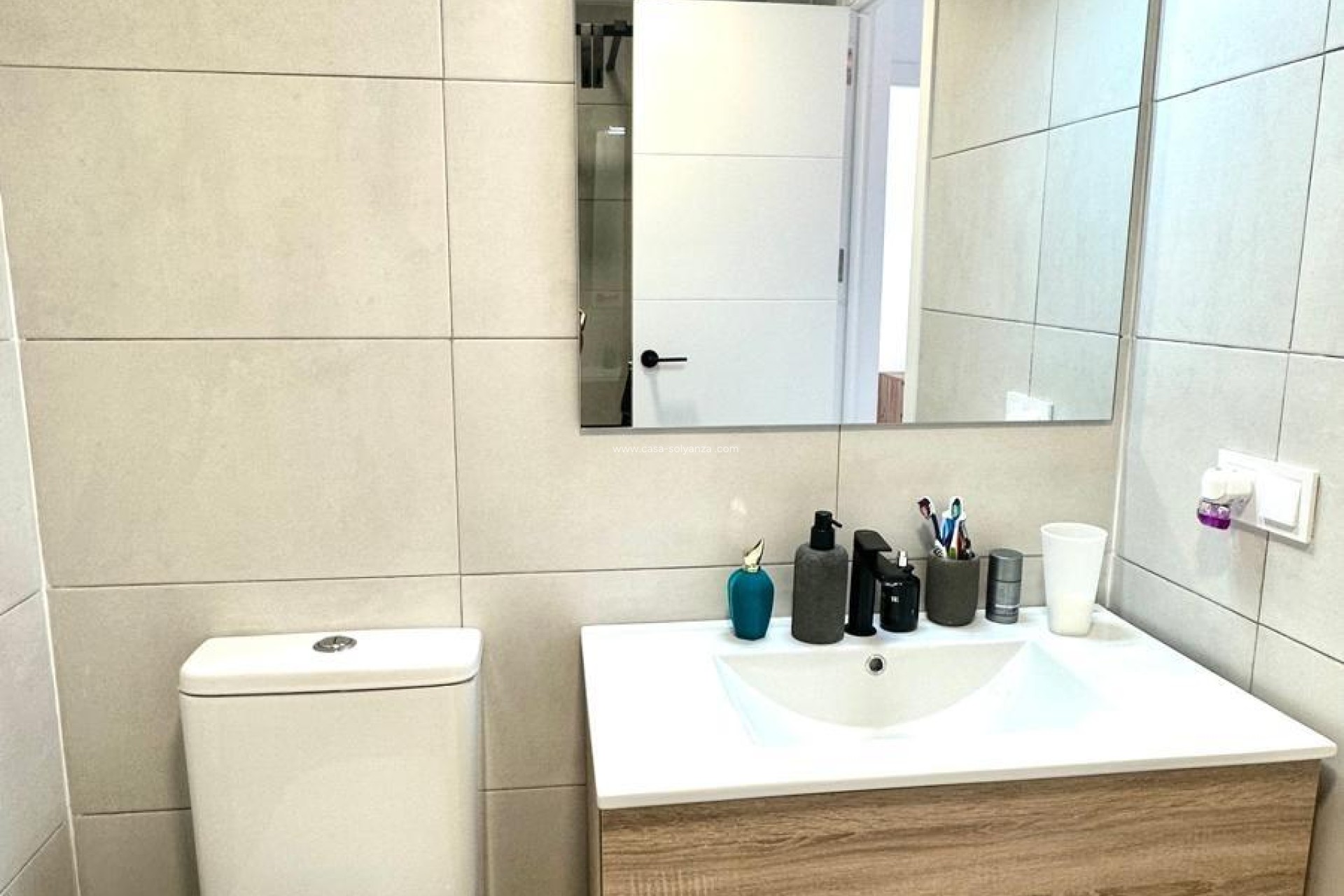 Resale - Apartment / flat - Torrevieja - Punta Prima