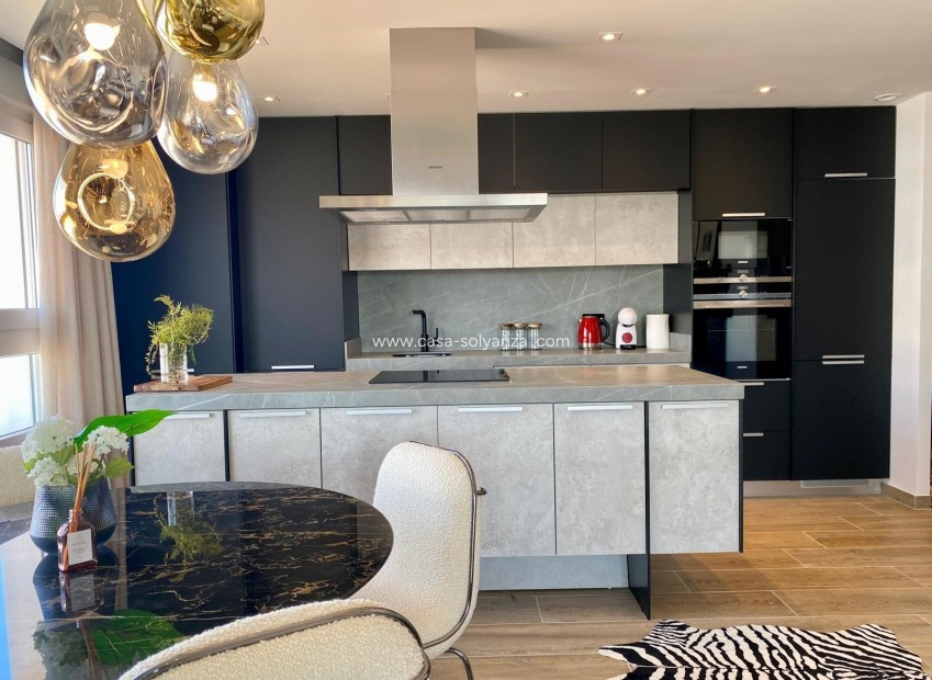 Resale - Apartment / flat - Torrevieja - Punta Prima