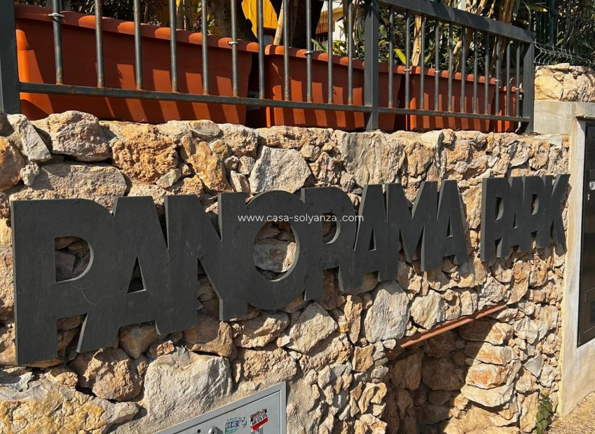 Resale - Apartment / flat - Torrevieja - Punta Prima