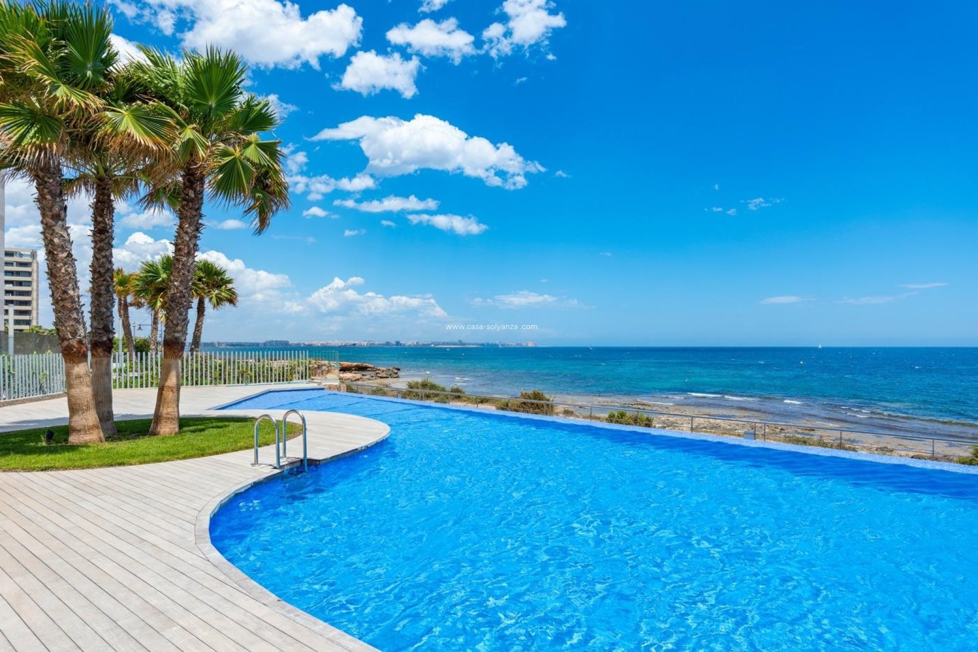 Resale - Apartment / flat - Torrevieja - Punta Prima