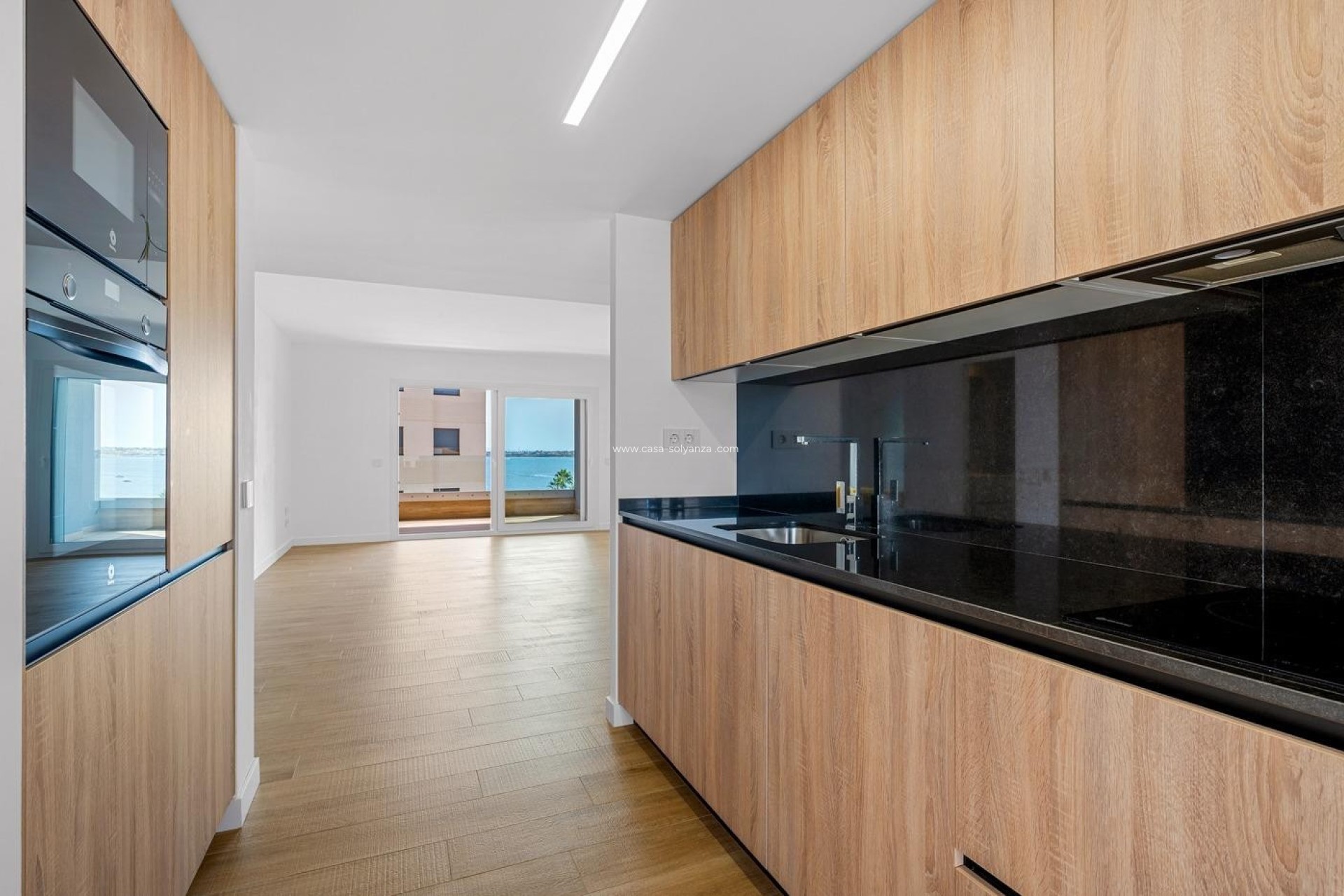 Resale - Apartment / flat - Torrevieja - Punta Prima