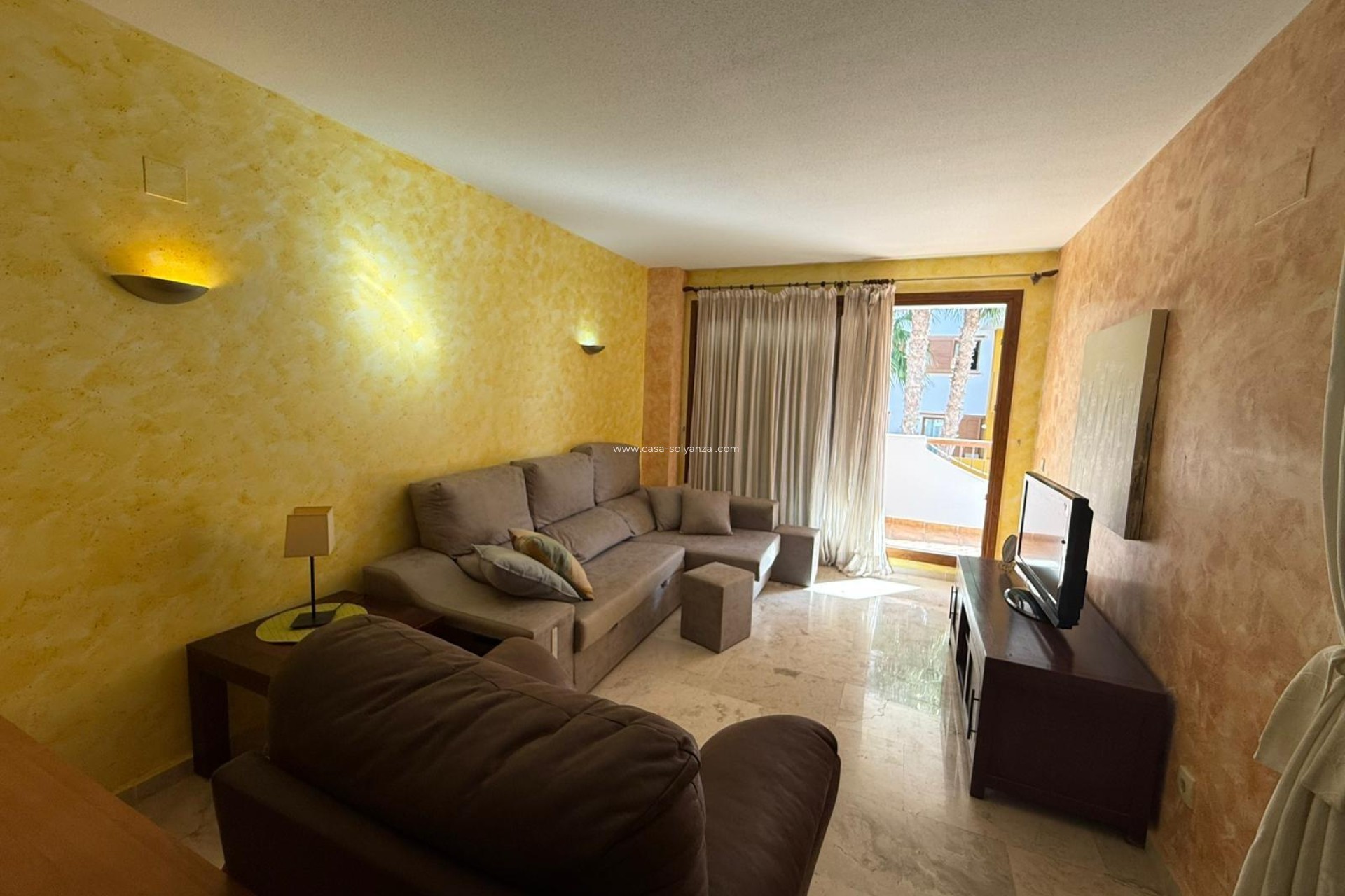 Resale - Apartment / flat - Torrevieja - Punta Prima