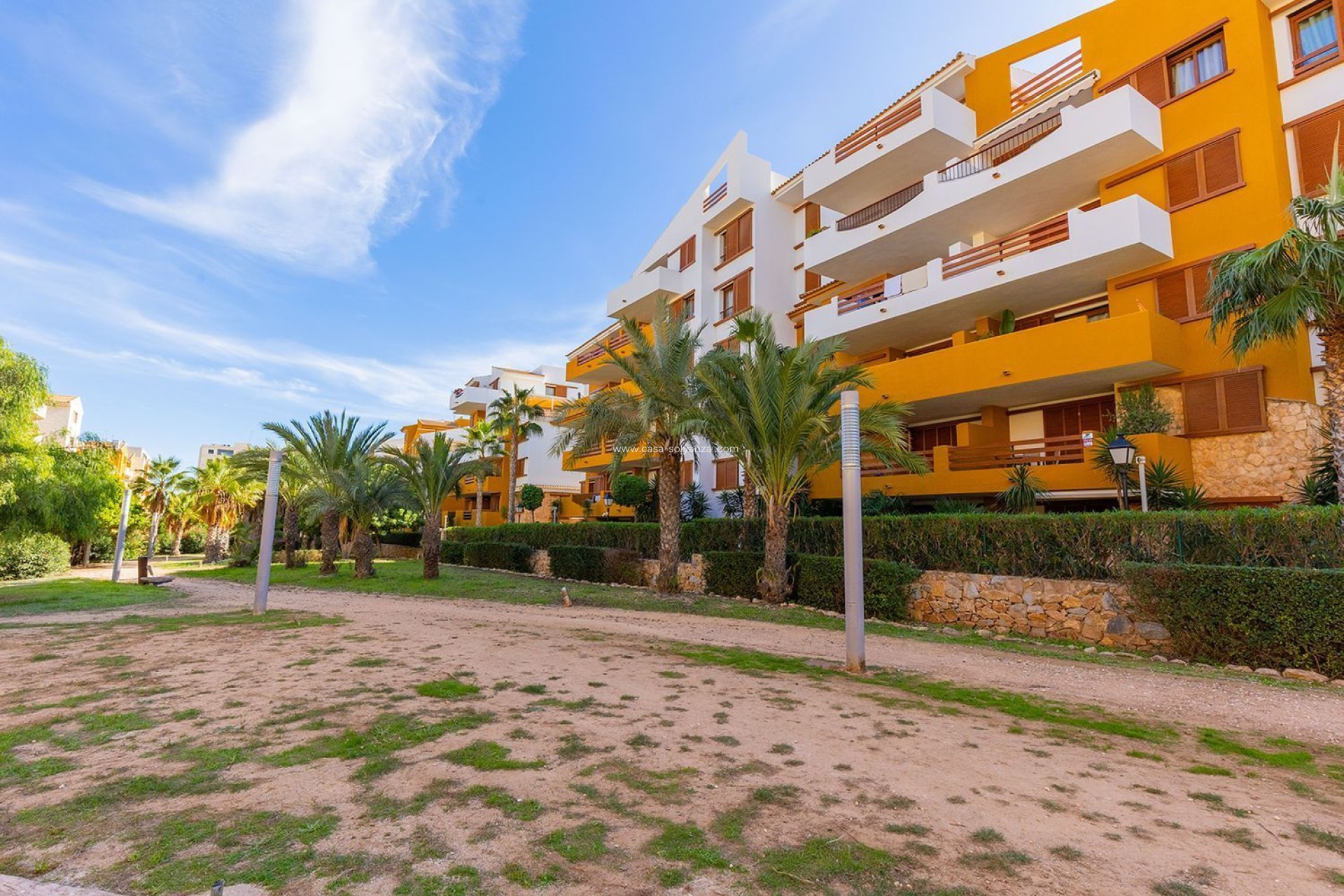 Resale - Apartment / flat - Torrevieja - Punta Prima