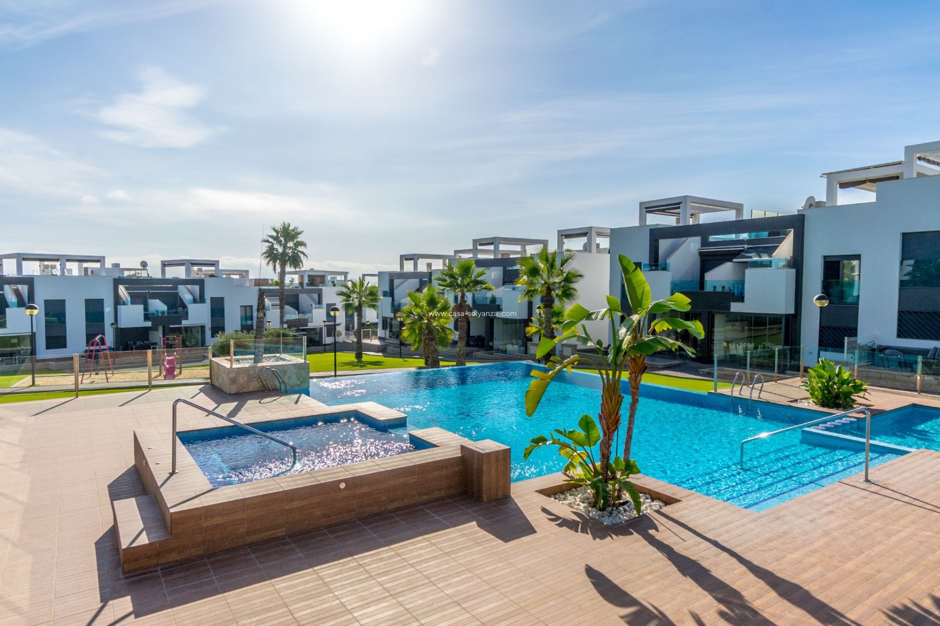 Resale - Apartment / flat - Torrevieja - Punta Prima