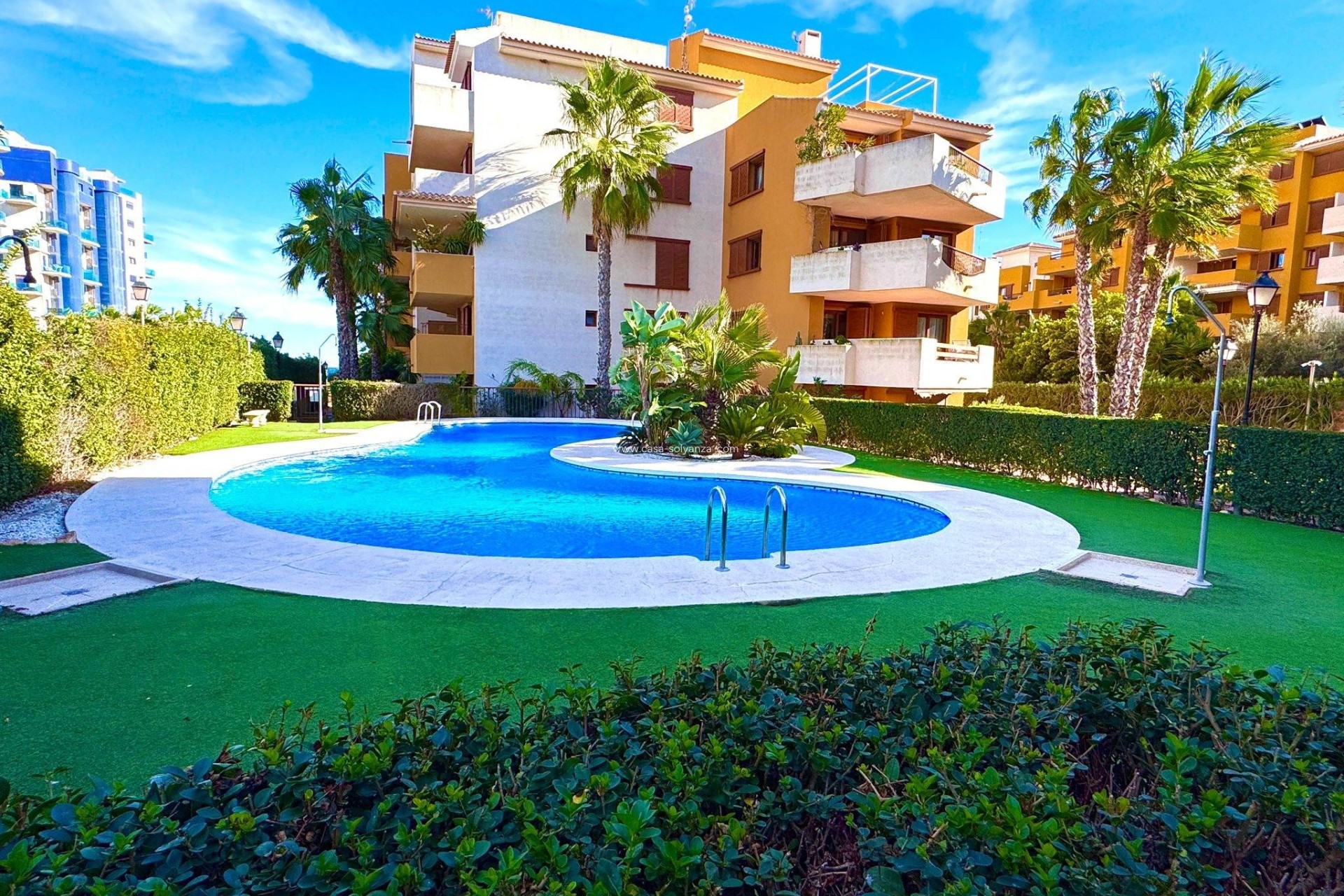 Resale - Apartment / flat - Torrevieja - Punta Prima