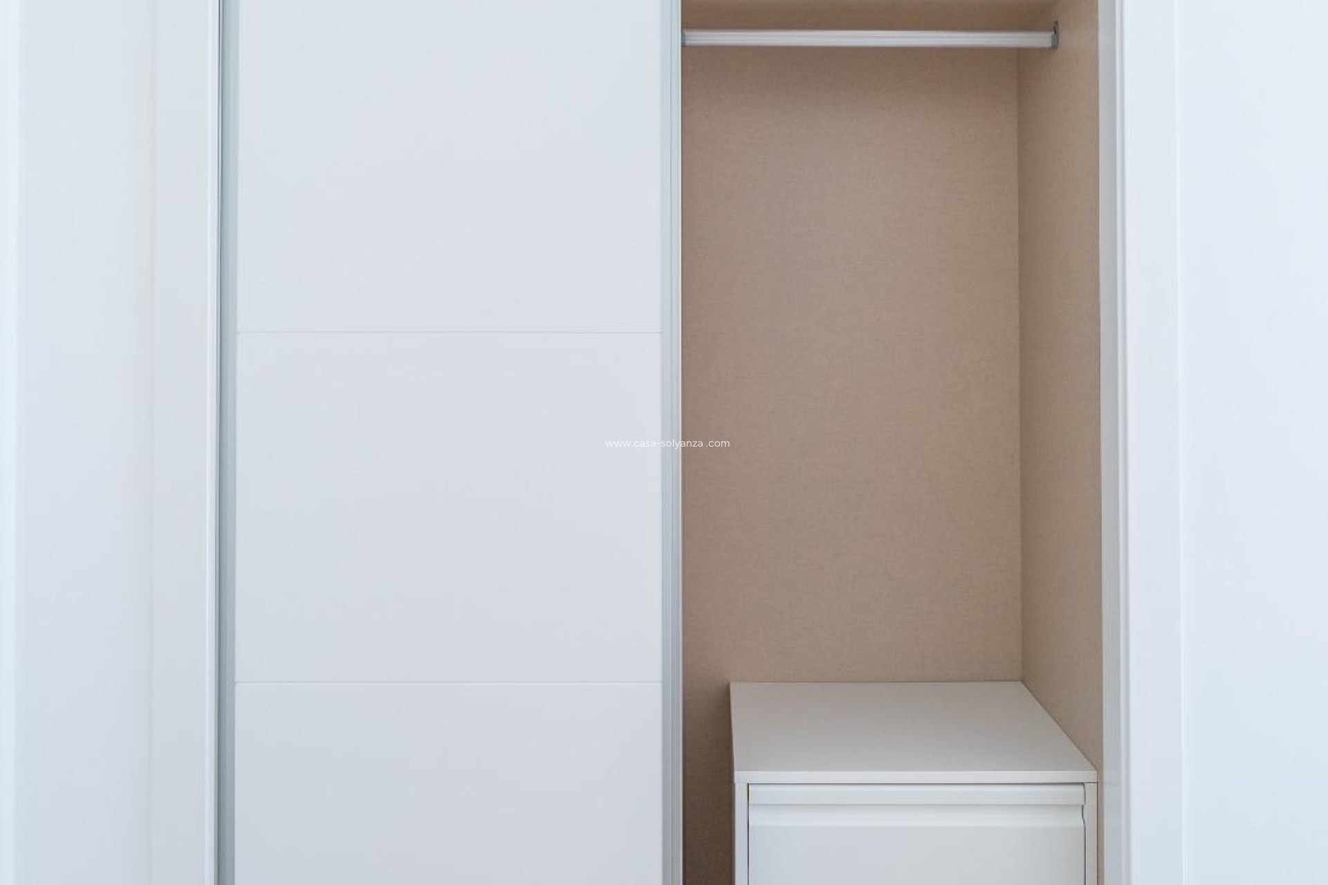 Resale - Apartment / flat - Torrevieja - Punta Prima