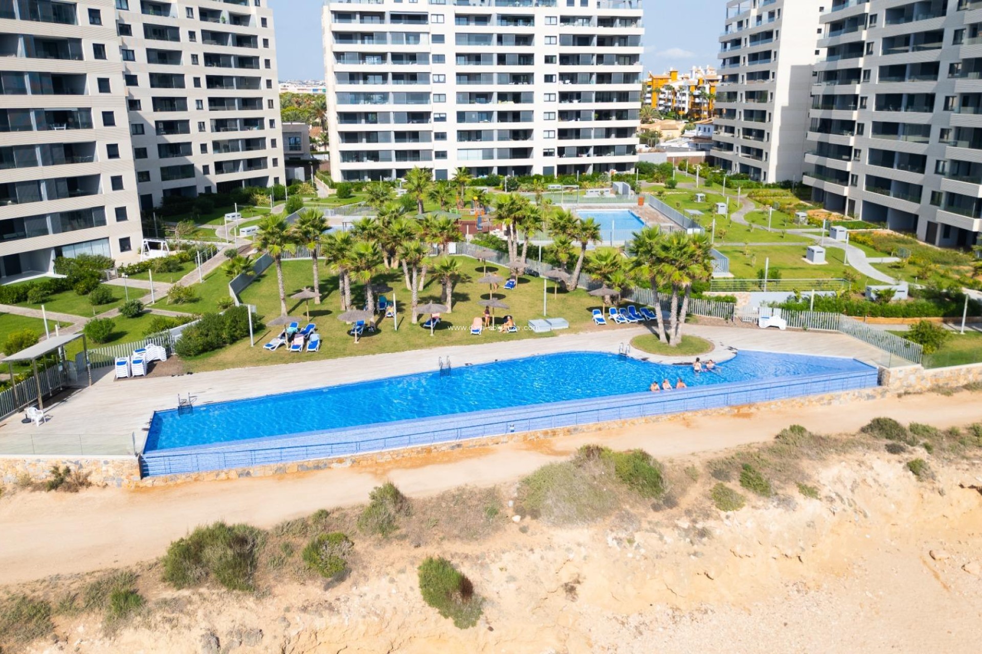 Resale - Apartment / flat - Torrevieja - Punta Prima