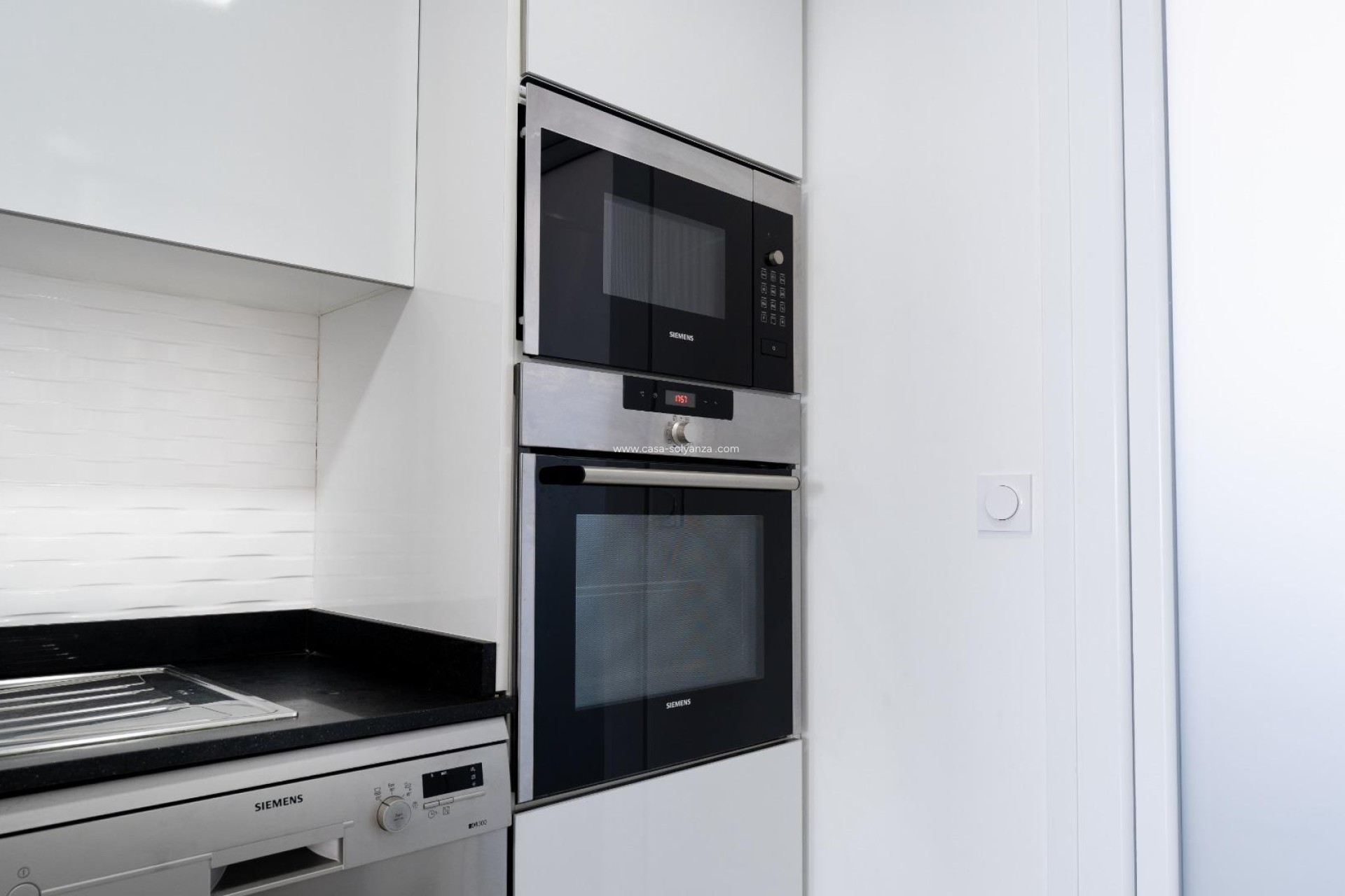 Resale - Apartment / flat - Torrevieja - Punta Prima