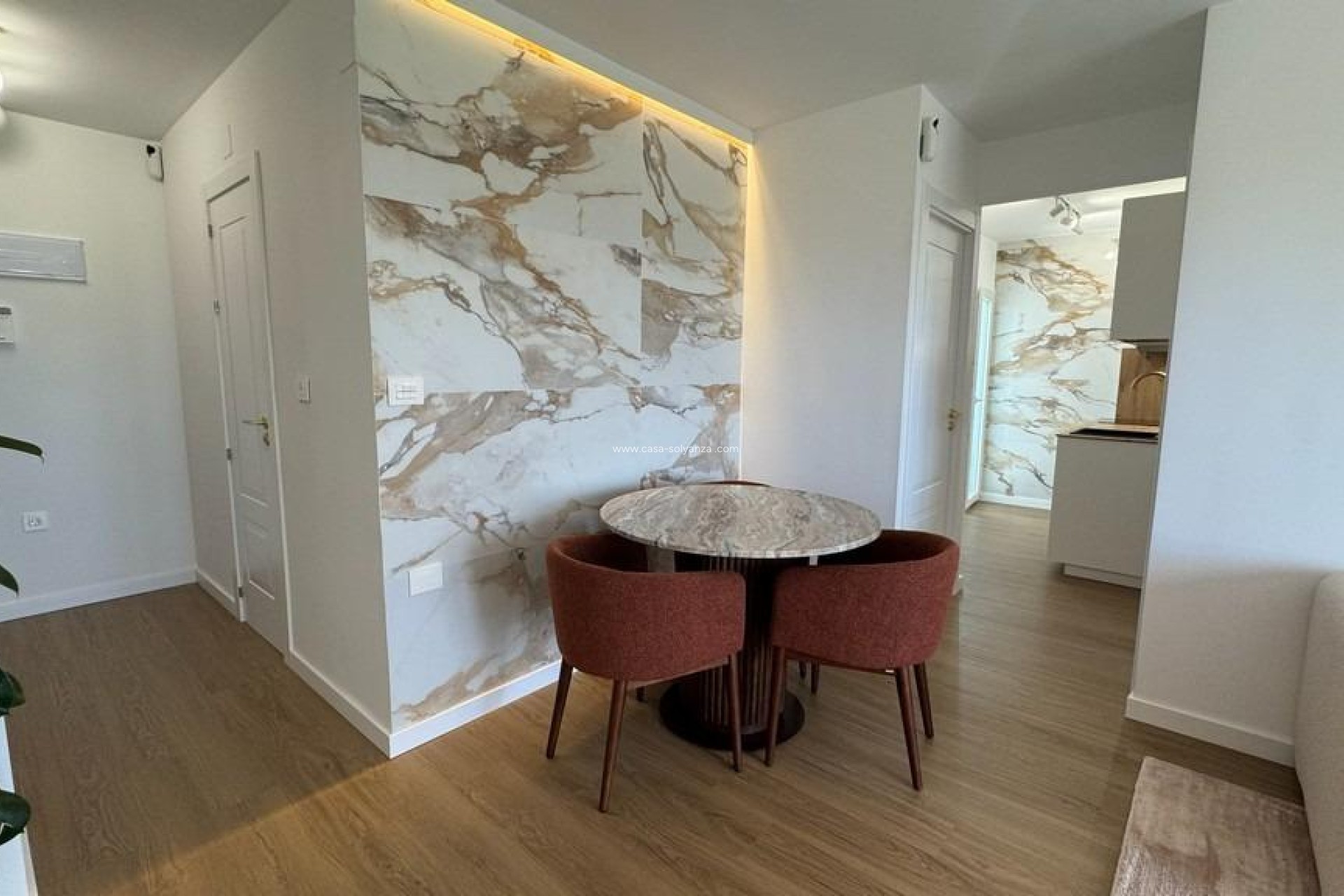 Resale - Apartment / flat - Torrevieja - Punta Prima