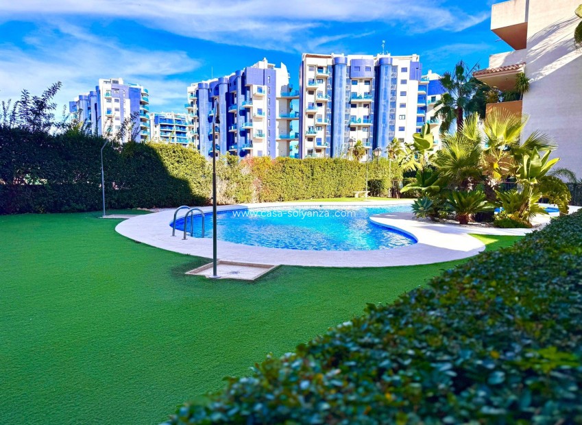 Resale - Apartment / flat - Torrevieja - Punta Prima