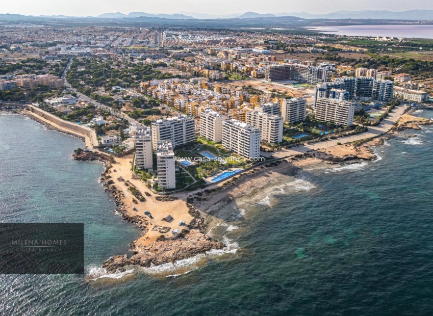 Resale - Apartment / flat - Torrevieja - Punta Prima