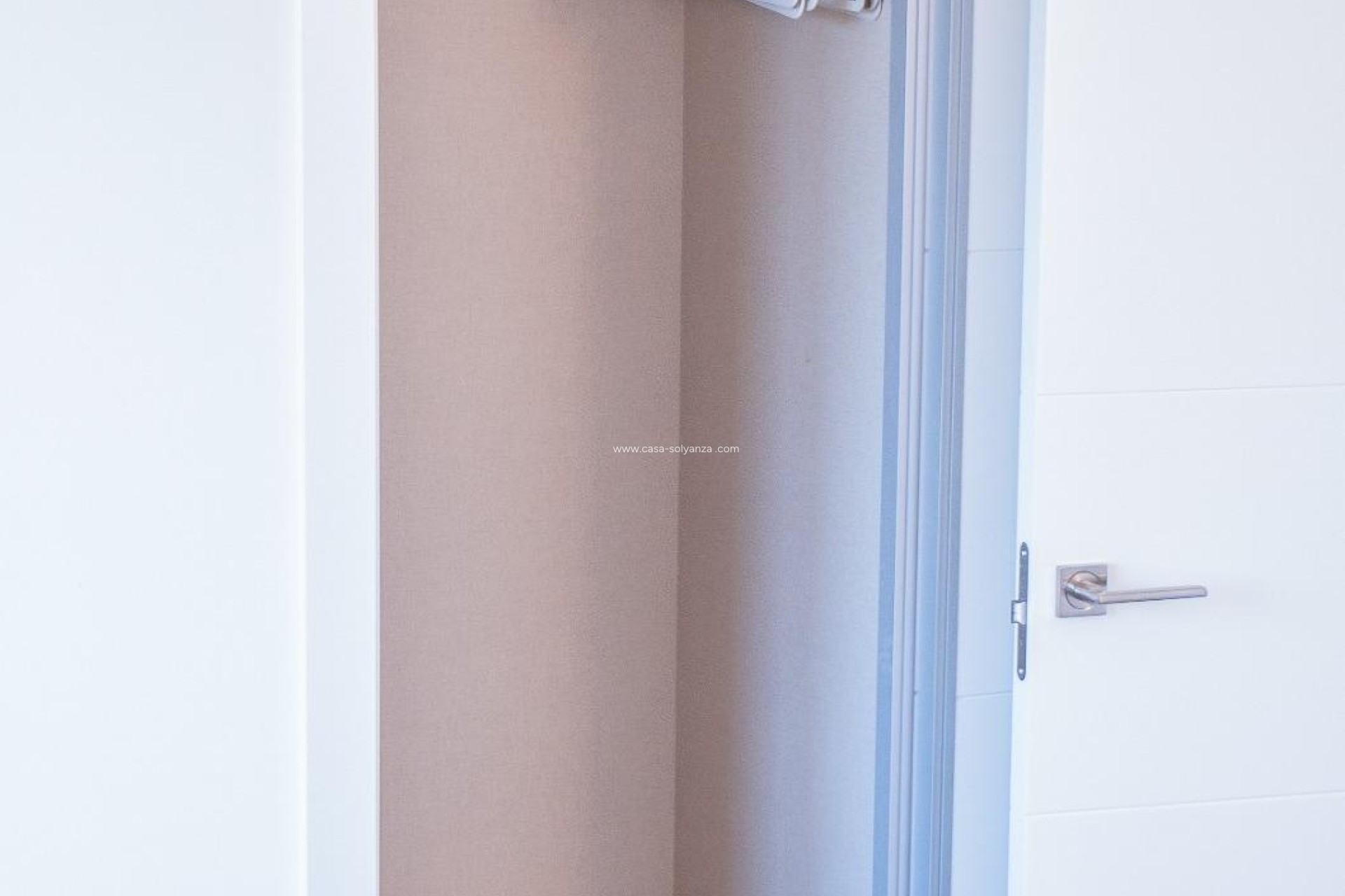 Resale - Apartment / flat - Torrevieja - Punta Prima