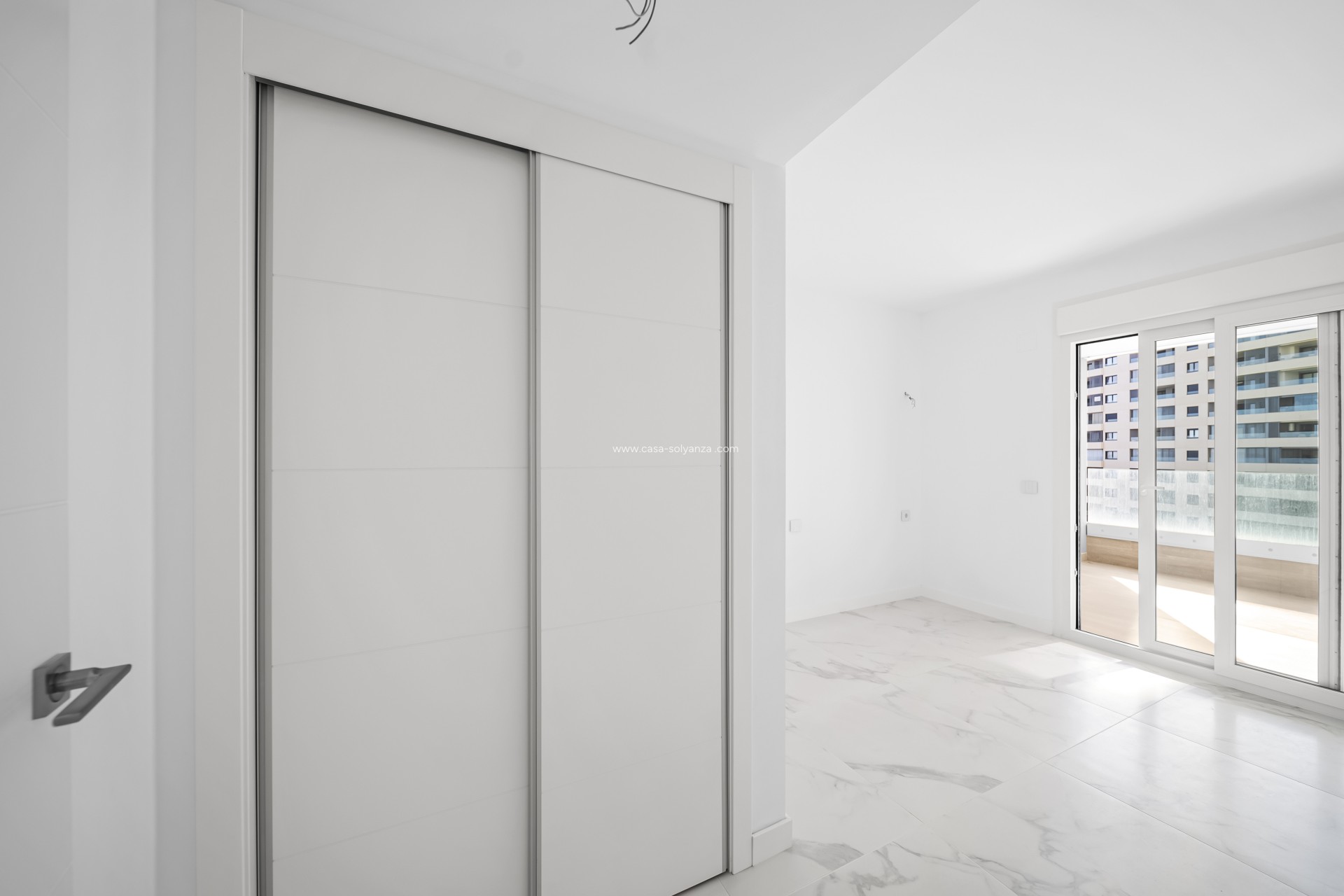 Resale - Apartment / flat - Torrevieja - Punta Prima