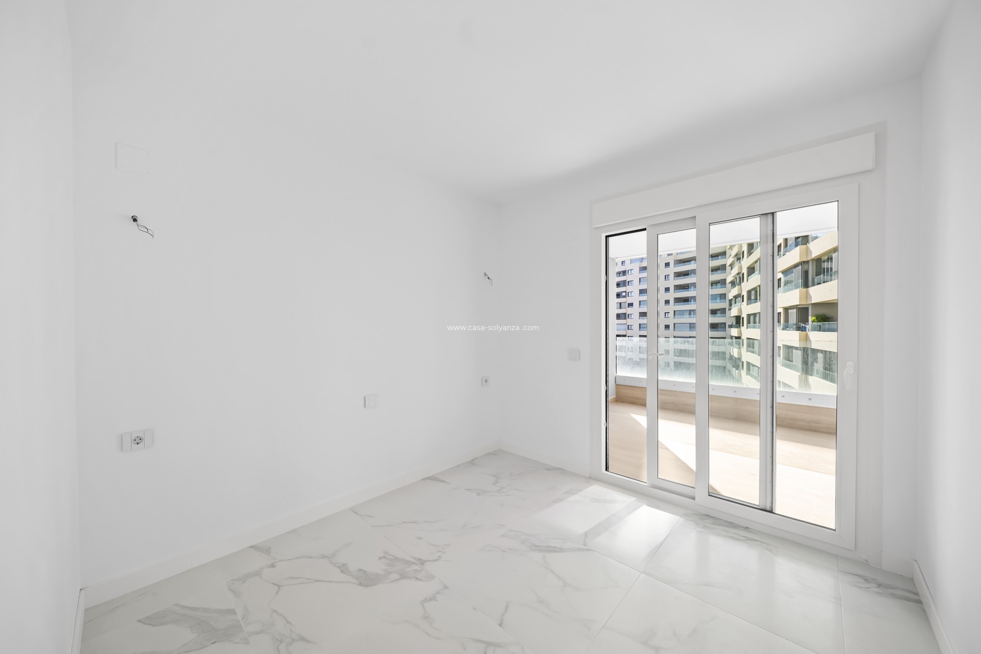 Resale - Apartment / flat - Torrevieja - Punta Prima