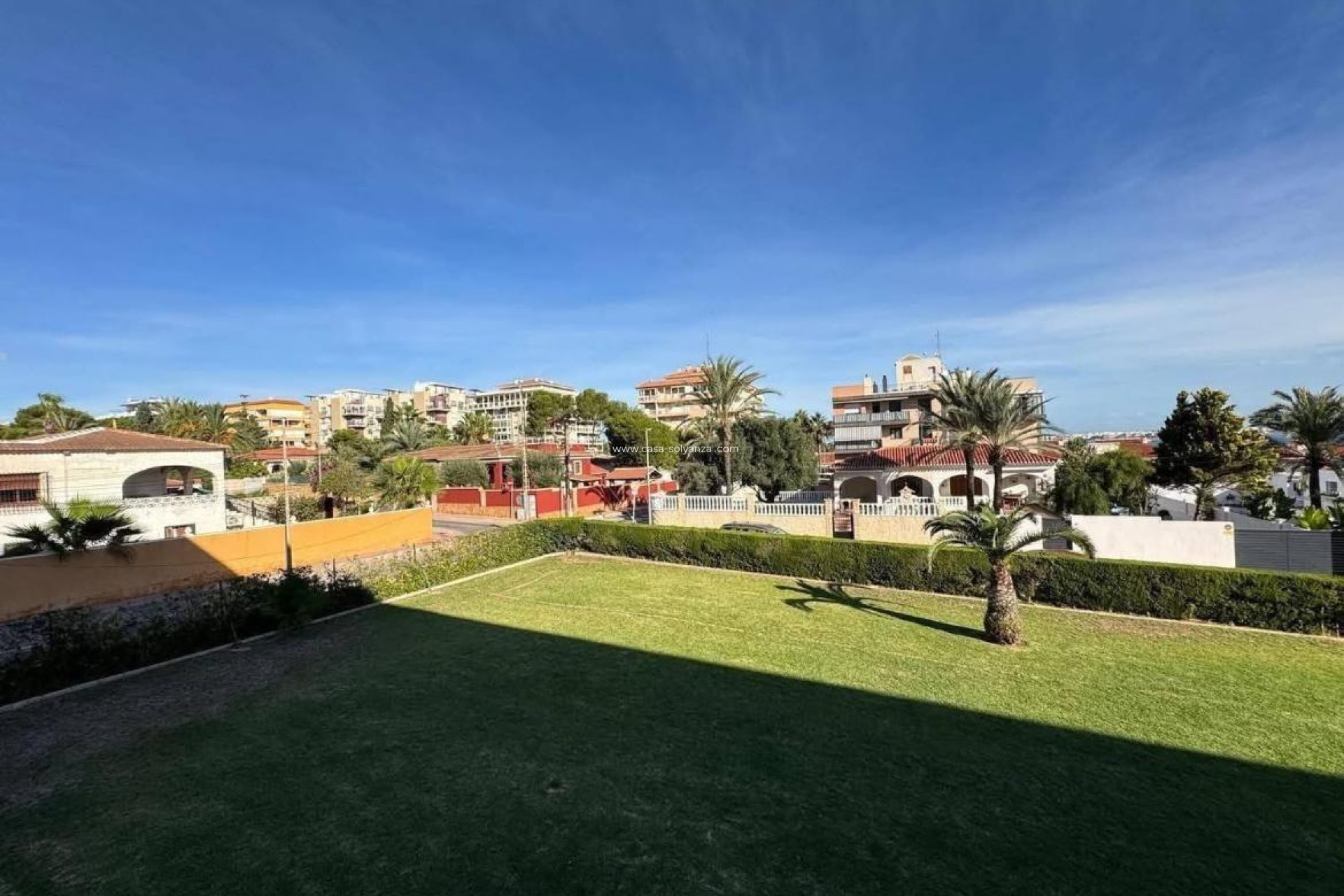Resale - Apartment / flat - Torrevieja - Punta Prima