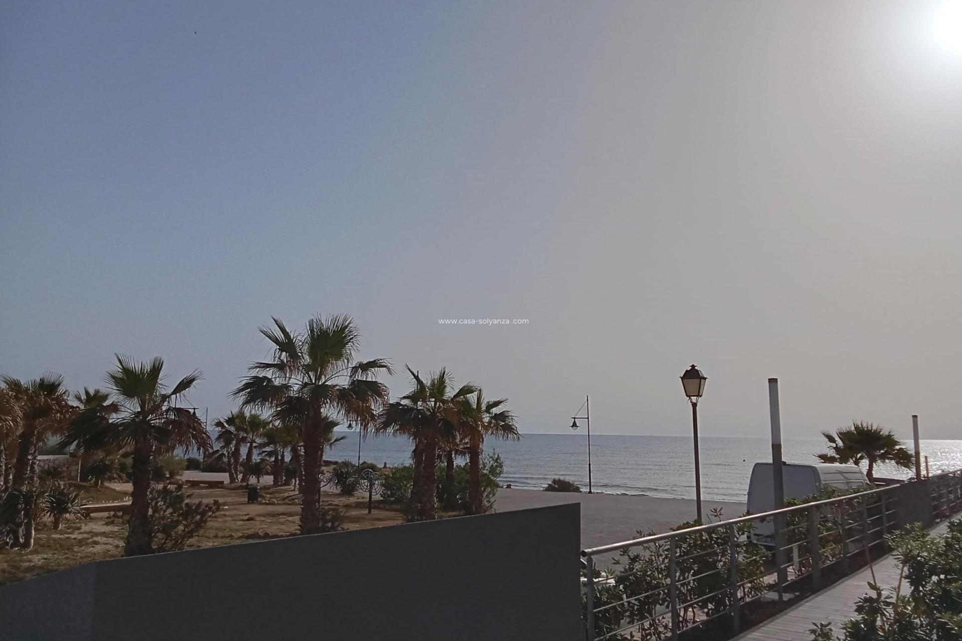 Resale - Apartment / flat - Torrevieja - Punta Prima