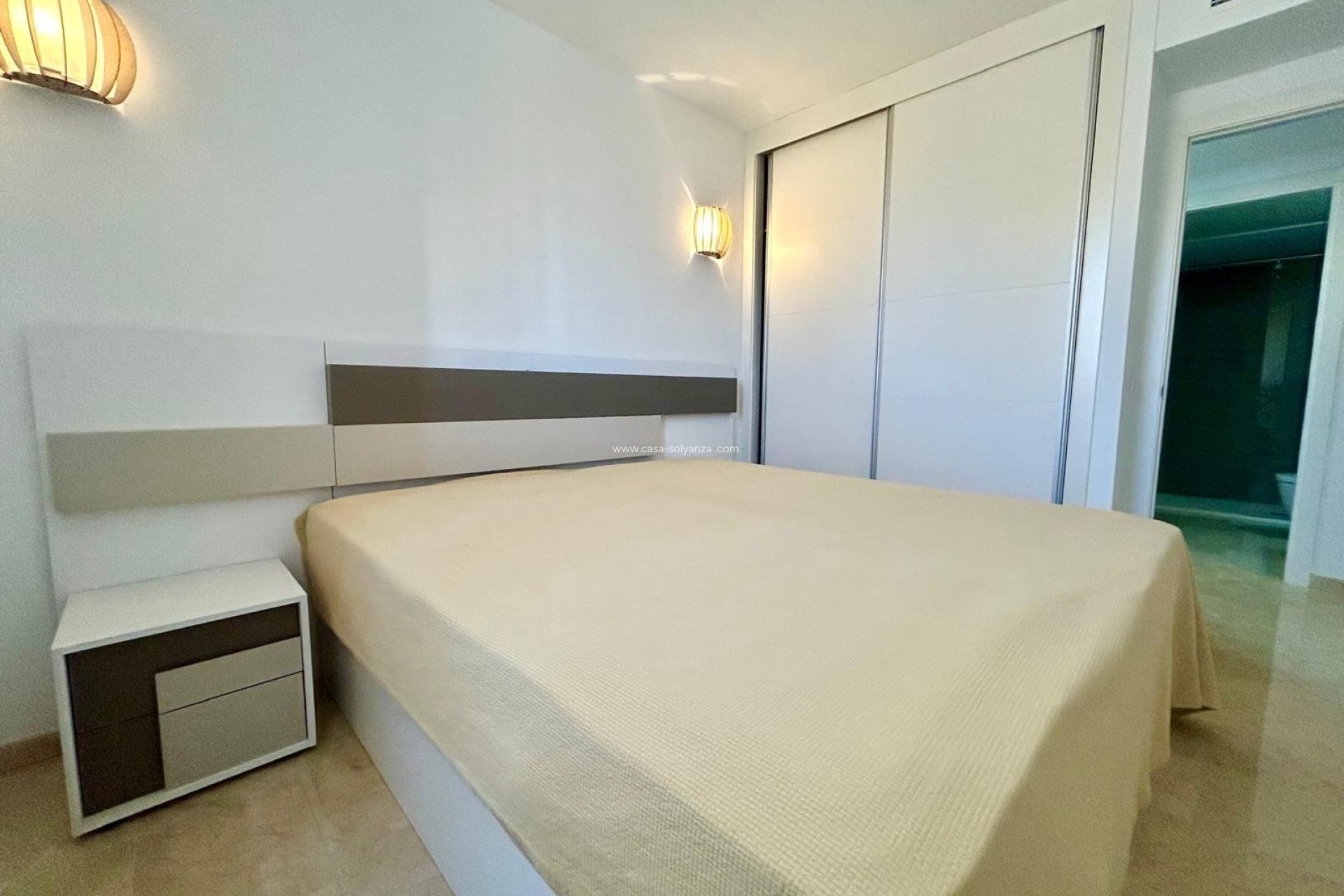 Resale - Apartment / flat - Torrevieja - Punta Prima