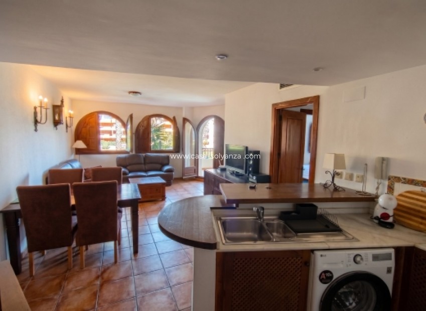 Resale - Apartment / flat - Torrevieja - Punta Prima