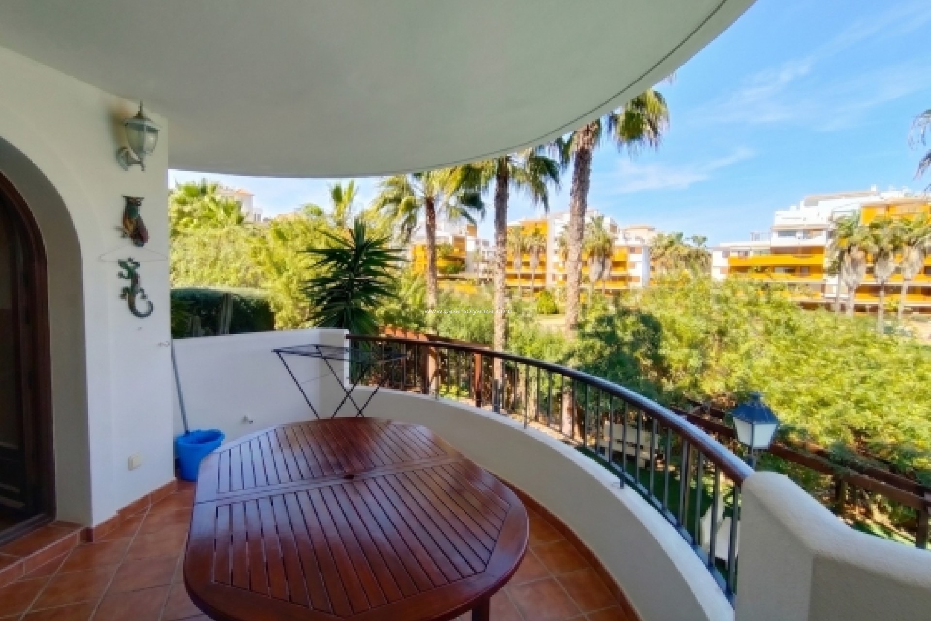 Resale - Apartment / flat - Torrevieja - Punta Prima