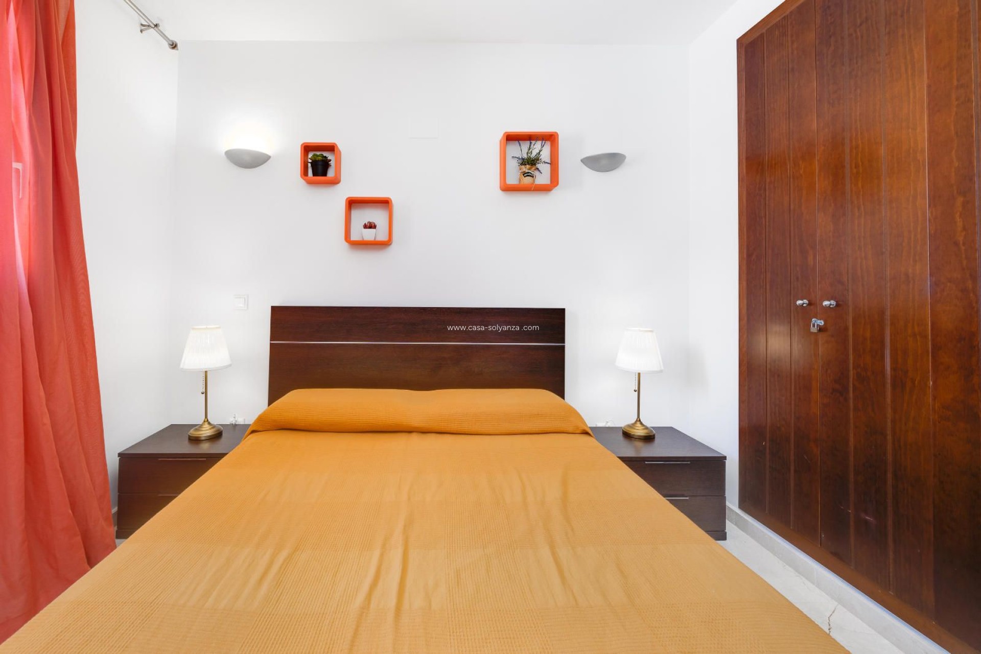 Resale - Apartment / flat - Torrevieja - Punta Prima