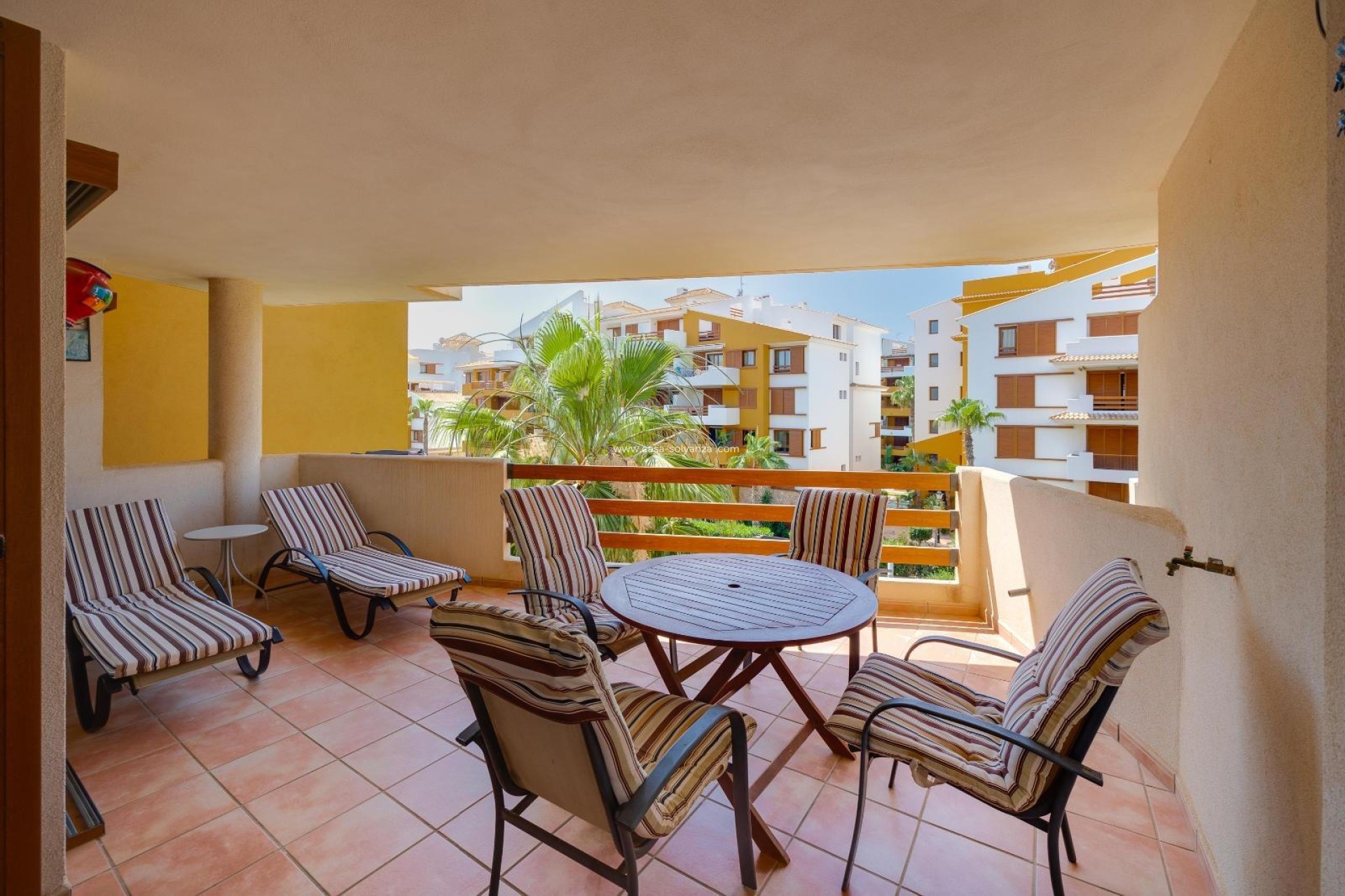 Resale - Apartment / flat - Torrevieja - Punta Prima
