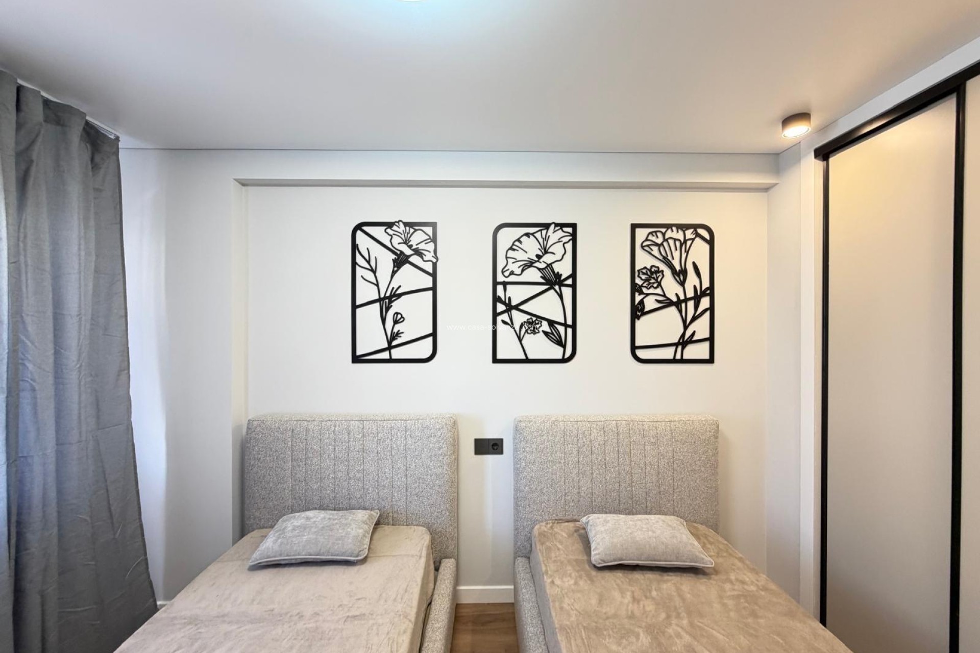 Resale - Apartment / flat - Torrevieja - Punta Prima