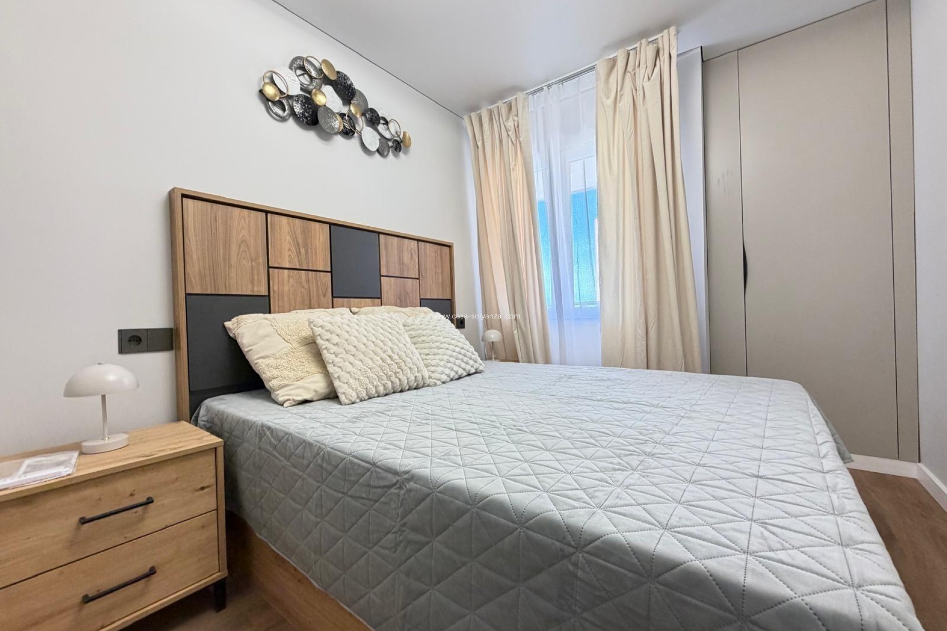 Resale - Apartment / flat - Torrevieja - Punta Prima