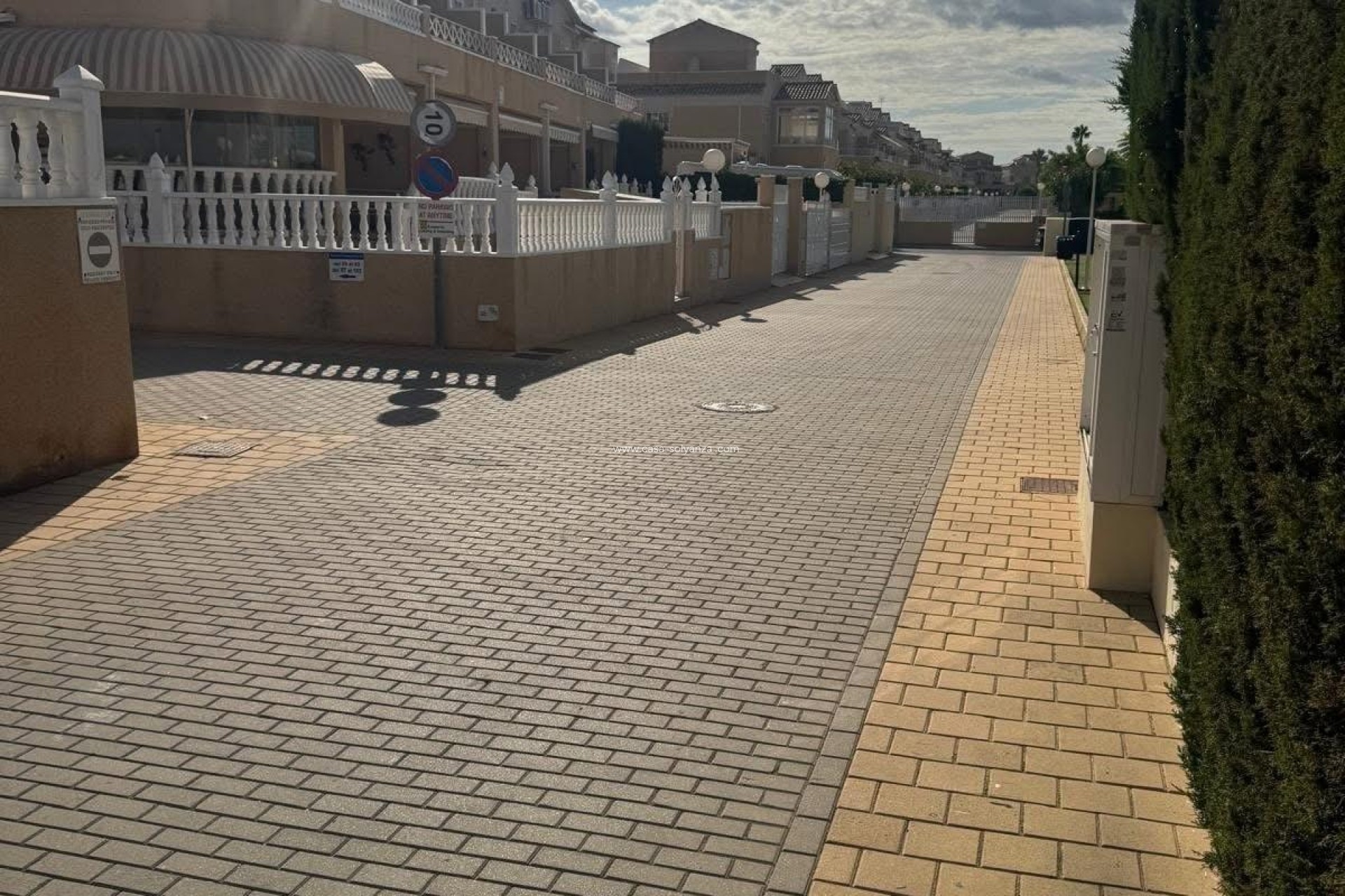 Resale - Apartment / flat - Torrevieja - Torretas