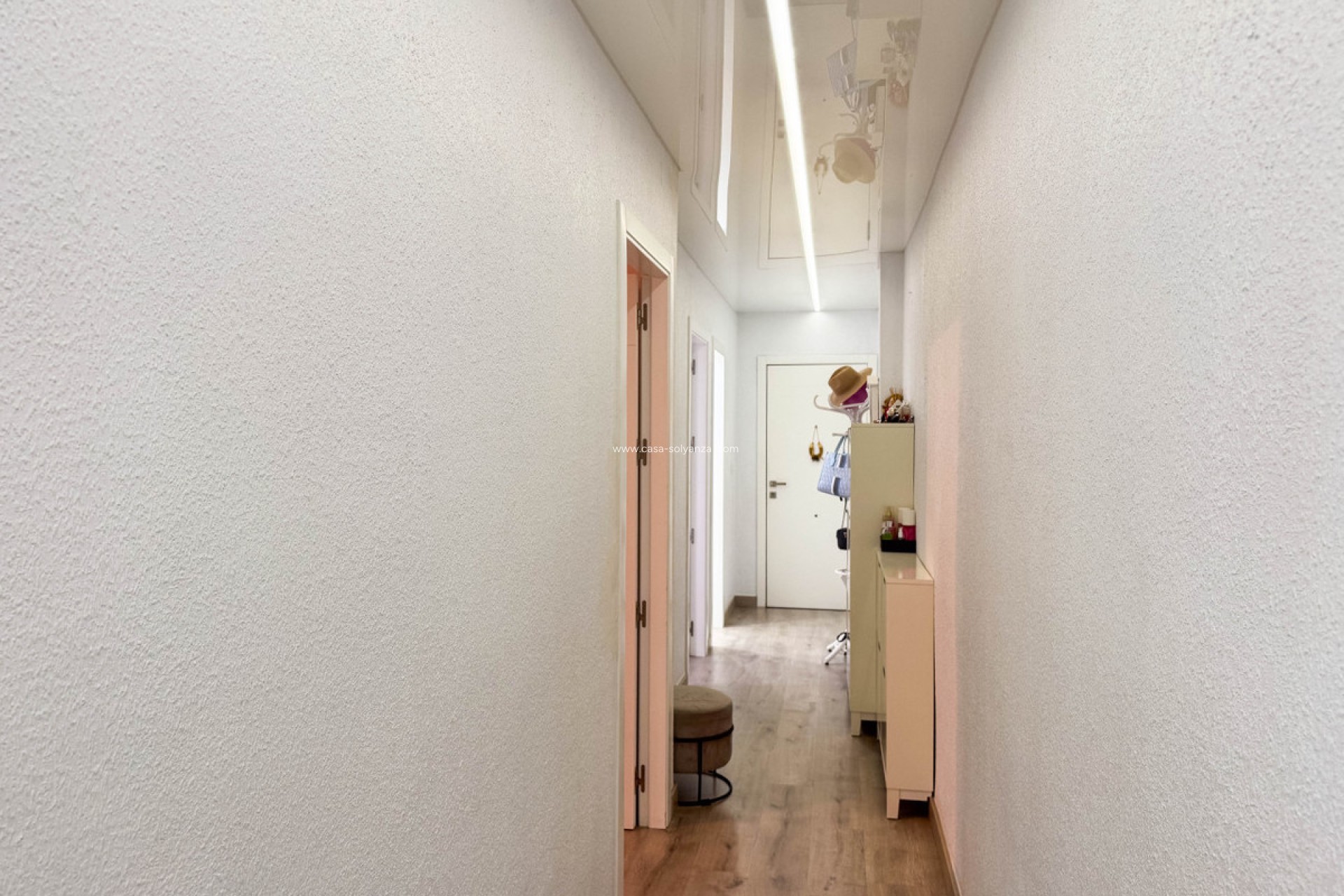 Resale - Apartment / flat - Torrevieja - Torrevieja Centro