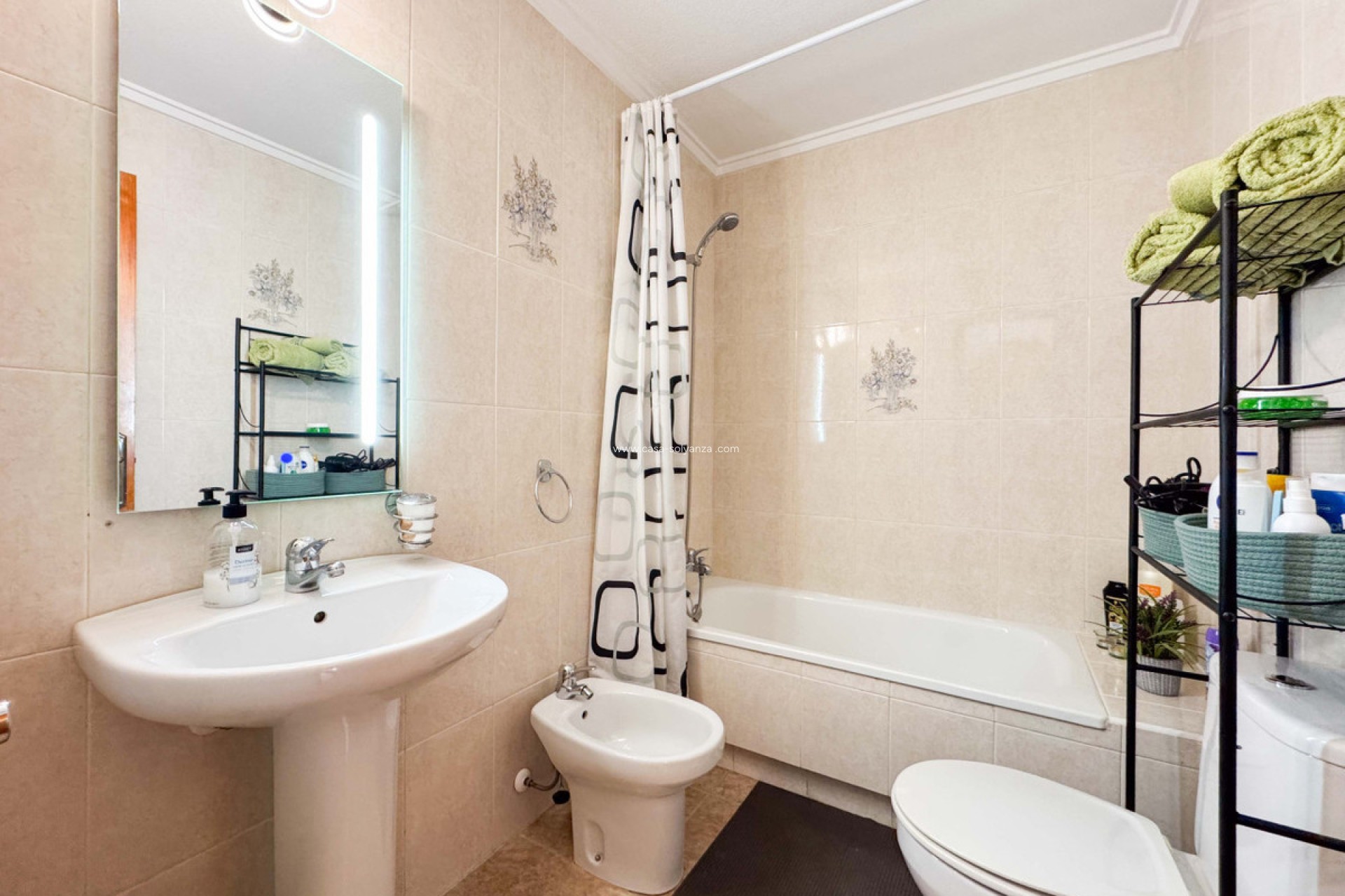 Resale - Apartment / flat - Torrevieja - Torrevieja Centro