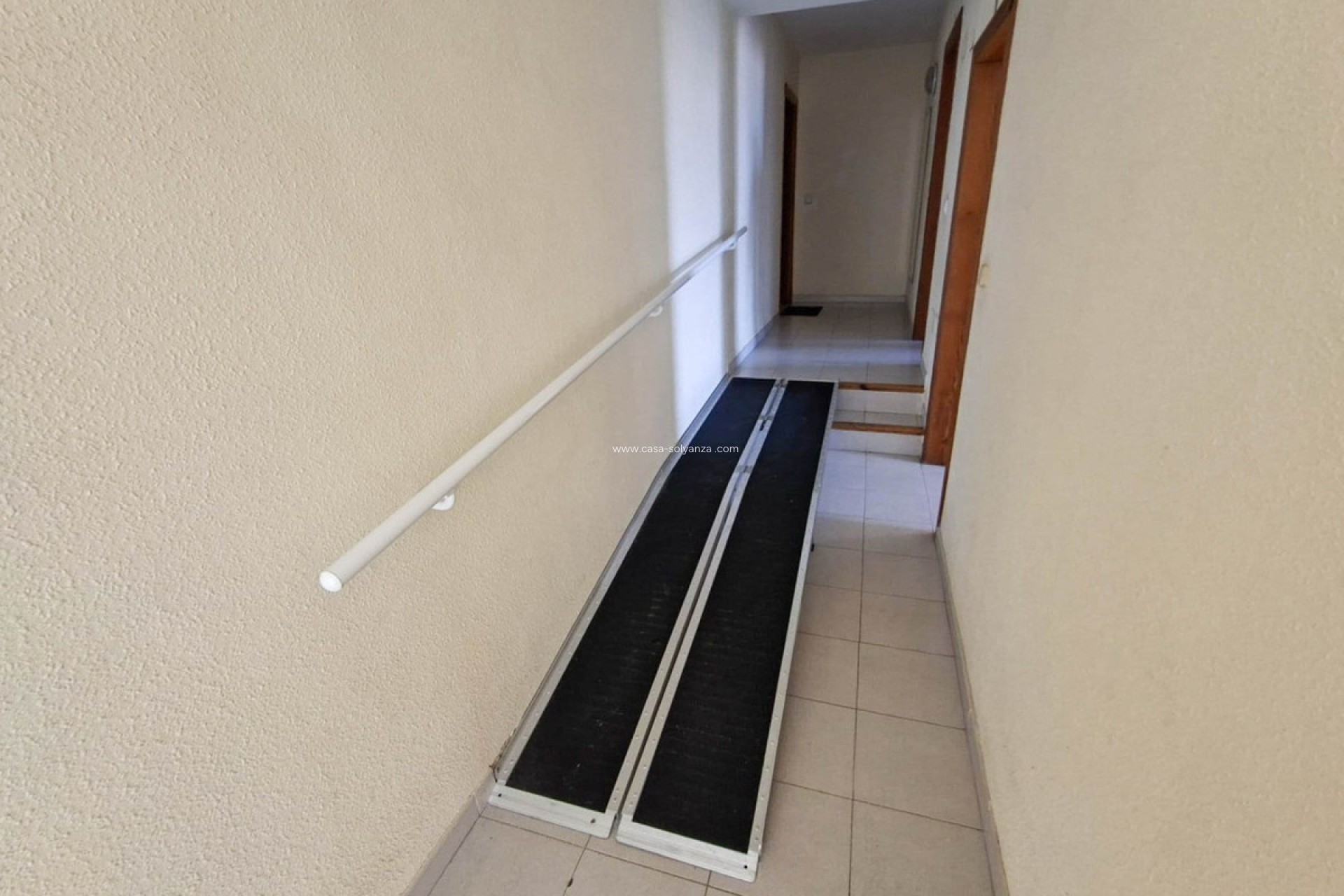 Resale - Apartment / flat - Torrevieja - Torrevieja Centro