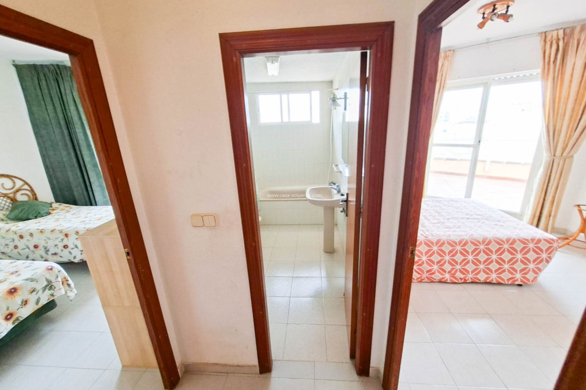 Resale - Apartment / flat - Torrevieja - Torrevieja Centro