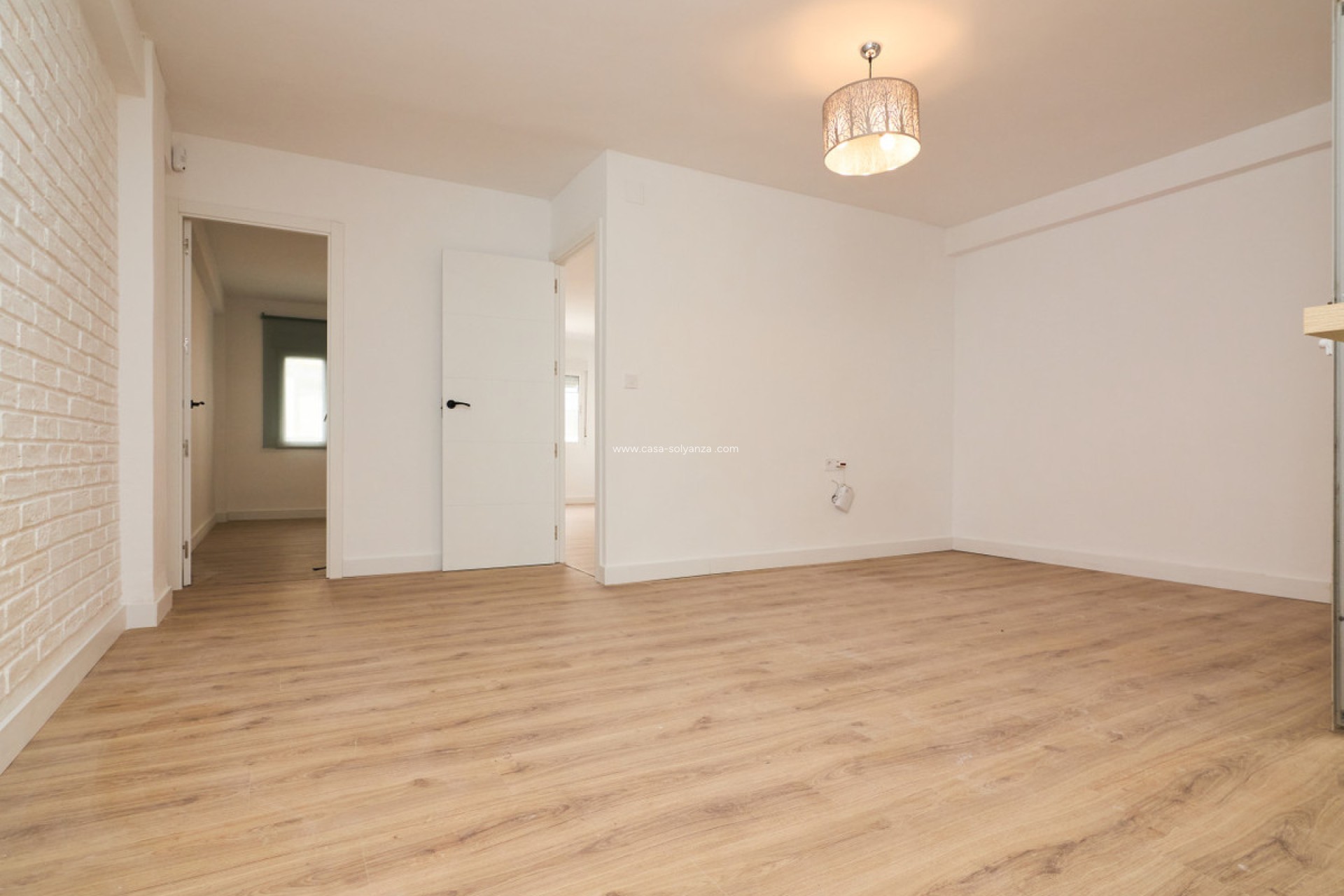 Resale - Apartment / flat - Torrevieja - Torrevieja Centro