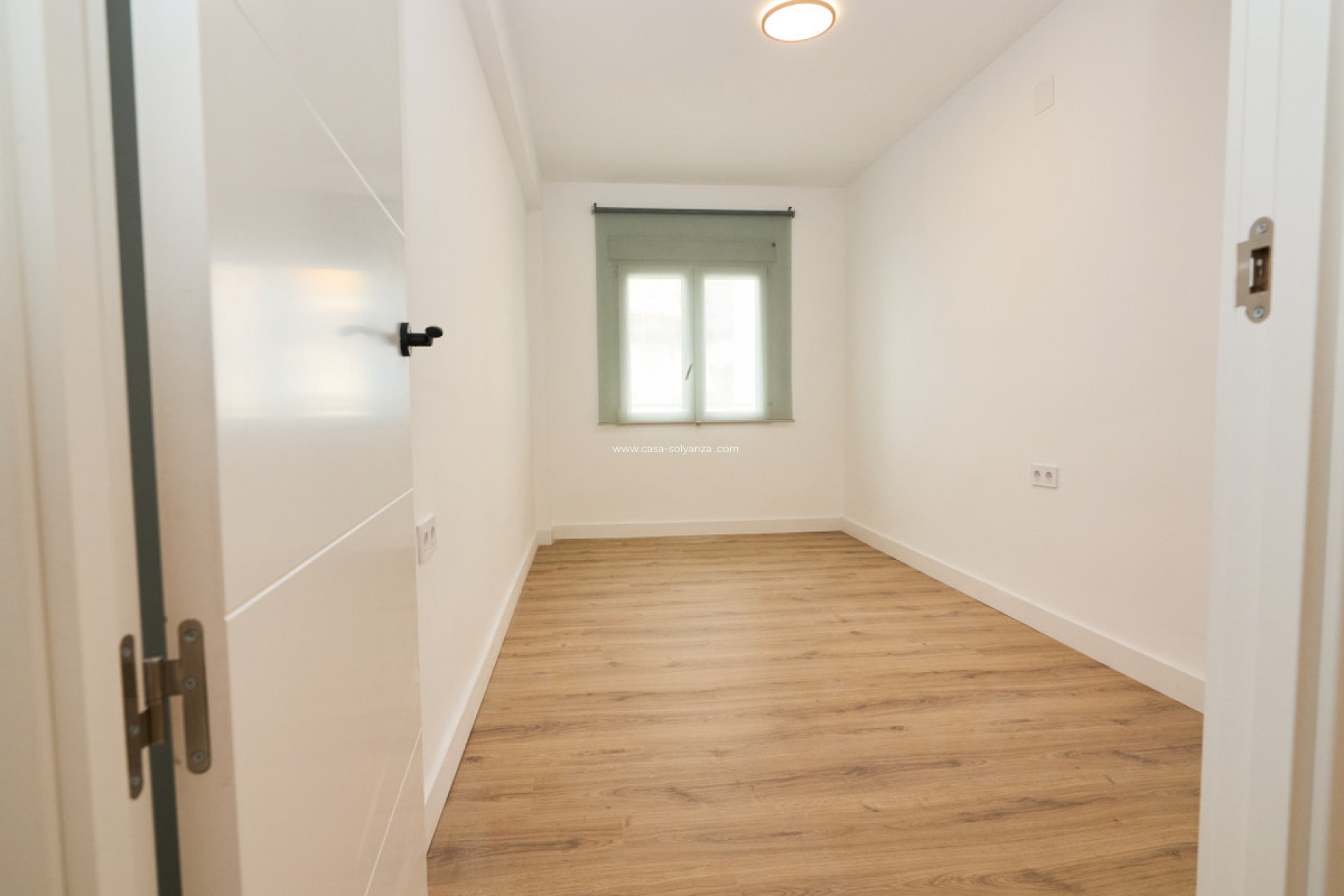 Resale - Apartment / flat - Torrevieja - Torrevieja Centro