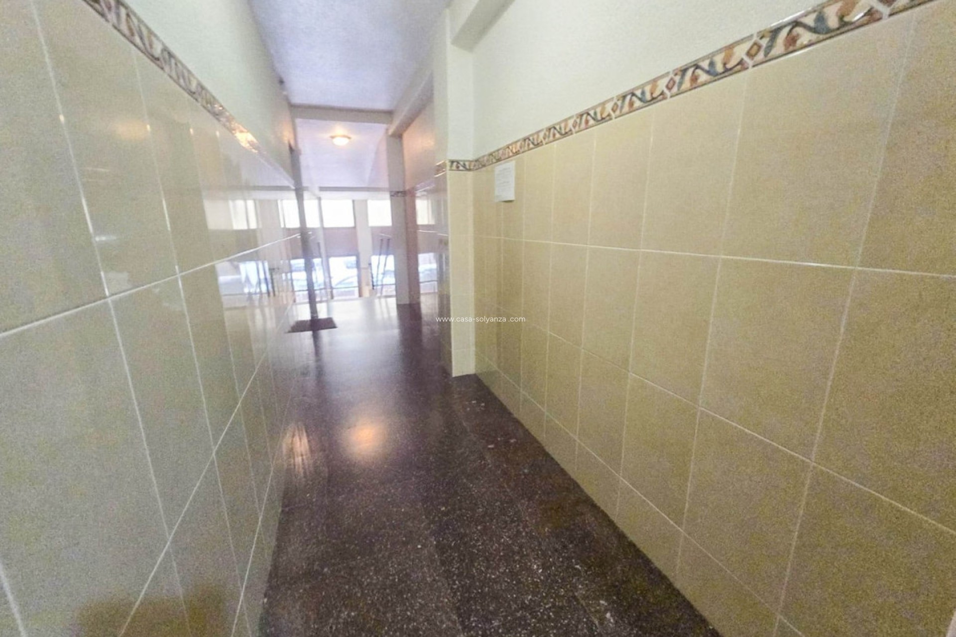 Resale - Apartment / flat - Torrevieja - Torrevieja Centro