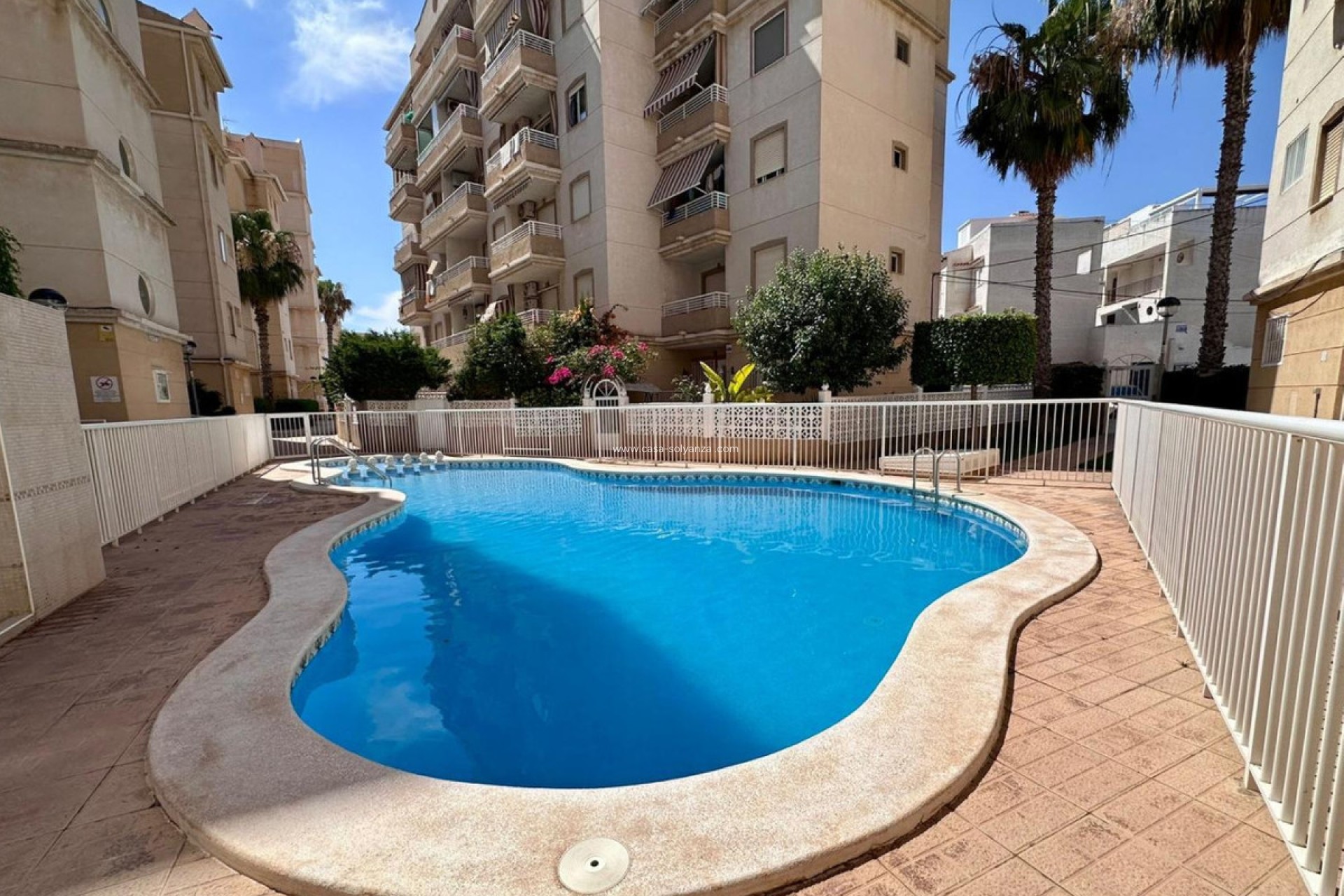 Resale - Apartment / flat - Torrevieja - Torrevieja Centro