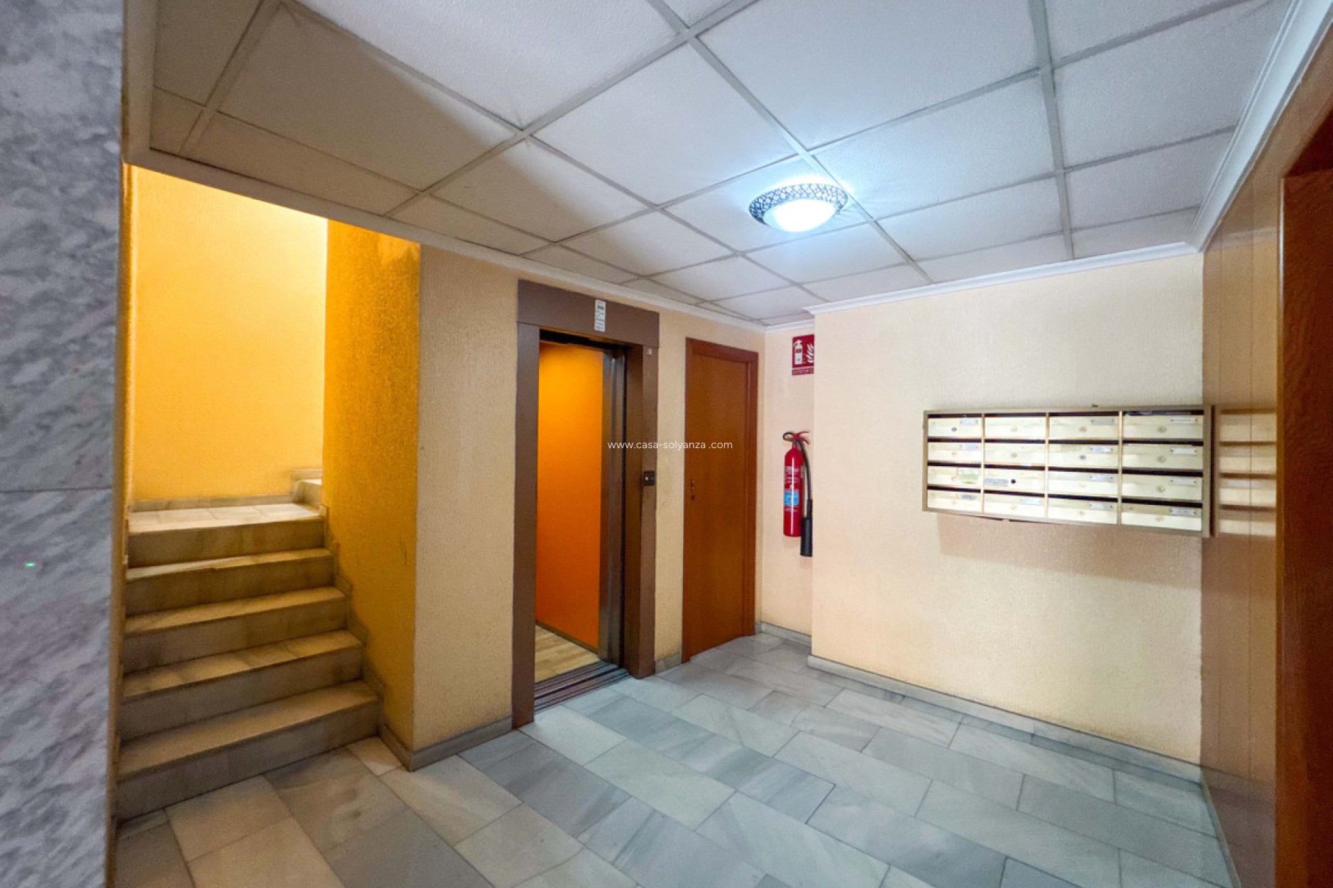 Resale - Apartment / flat - Torrevieja - Torrevieja Centro