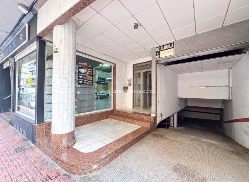 Resale - Apartment / flat - Torrevieja - Torrevieja Centro