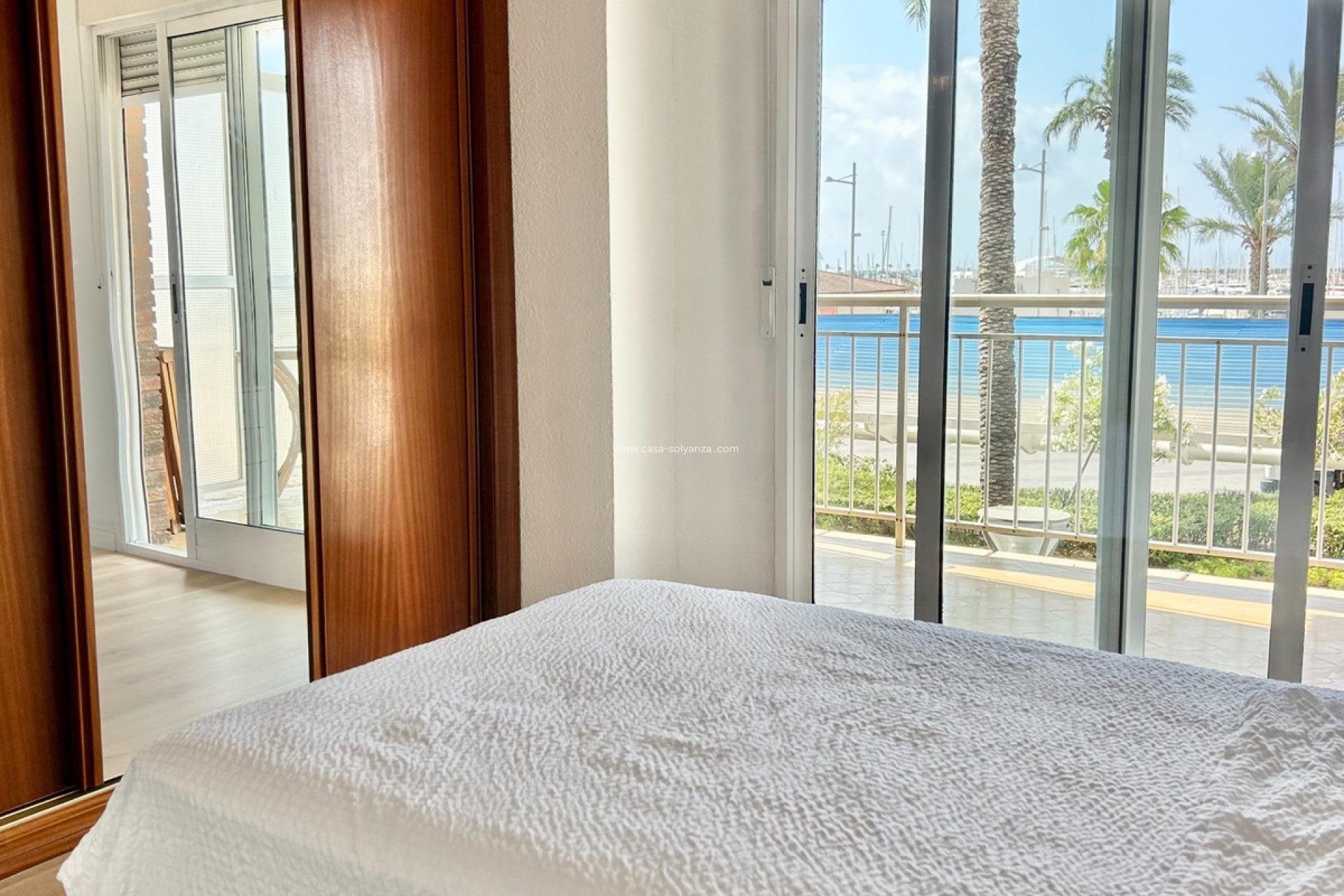 Resale - Apartment / flat - Torrevieja - Torrevieja Centro
