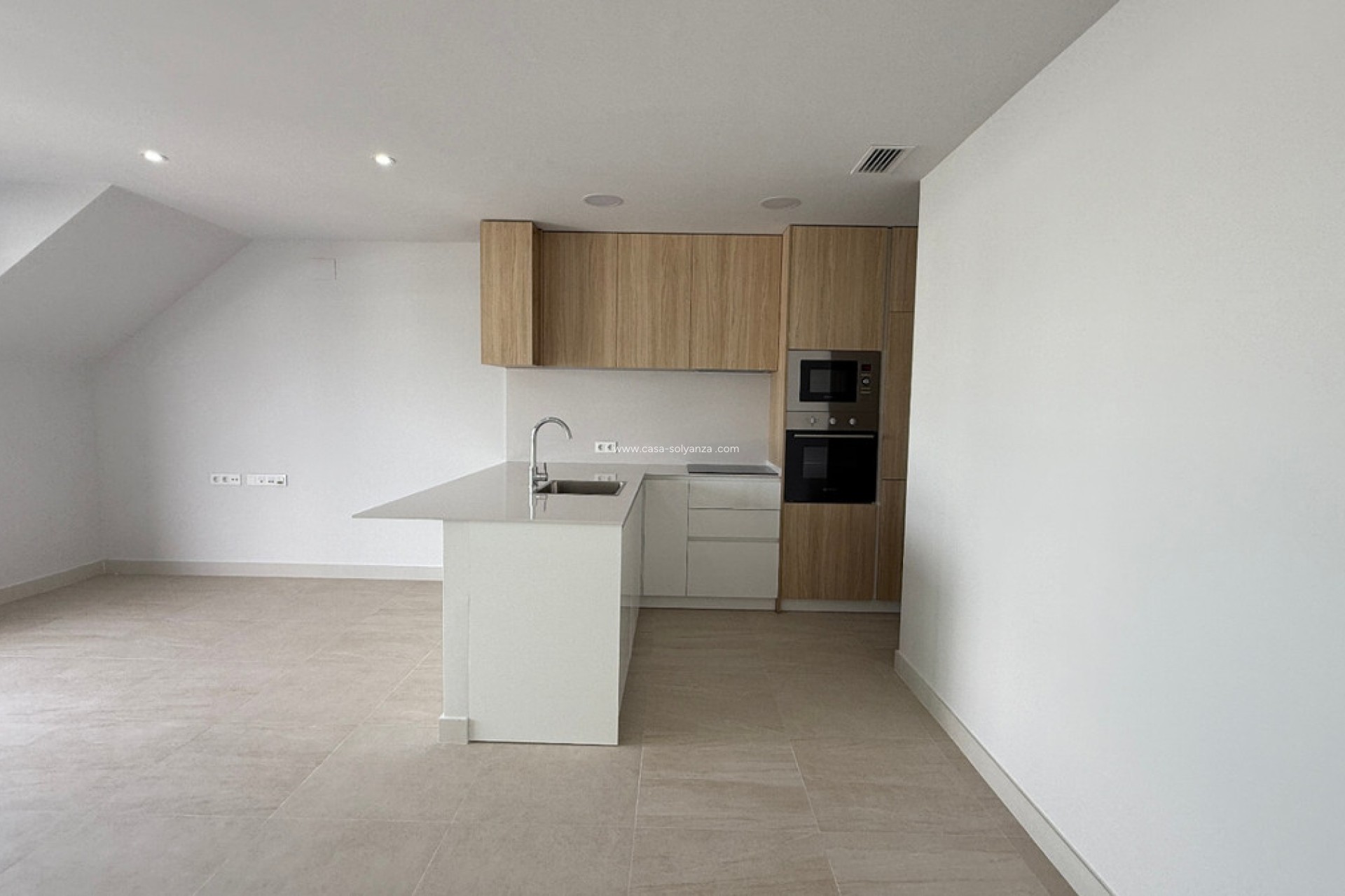 Resale - Apartment / flat - Torrevieja - Torrevieja Centro