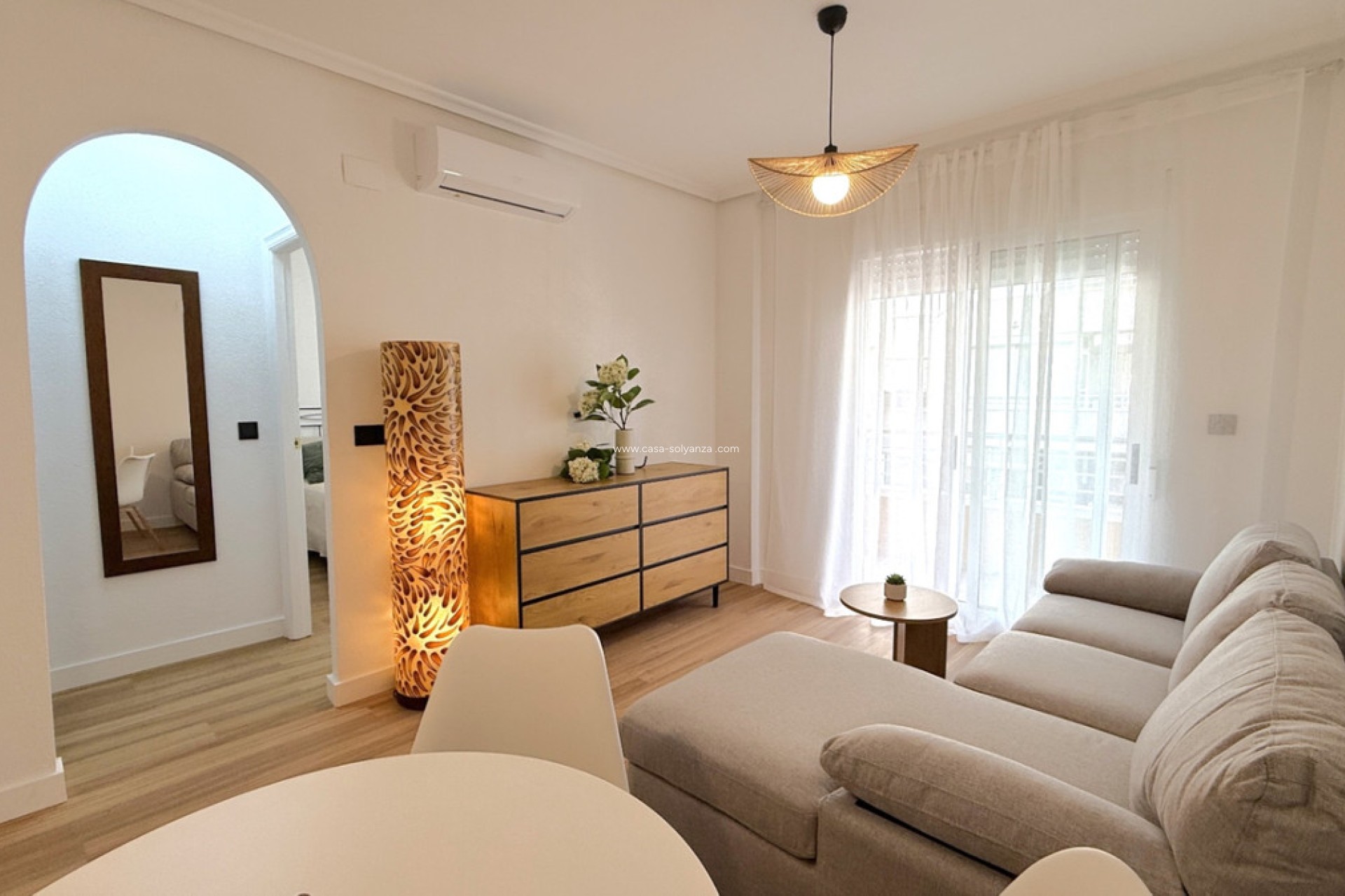 Resale - Apartment / flat - Torrevieja - Torrevieja Centro