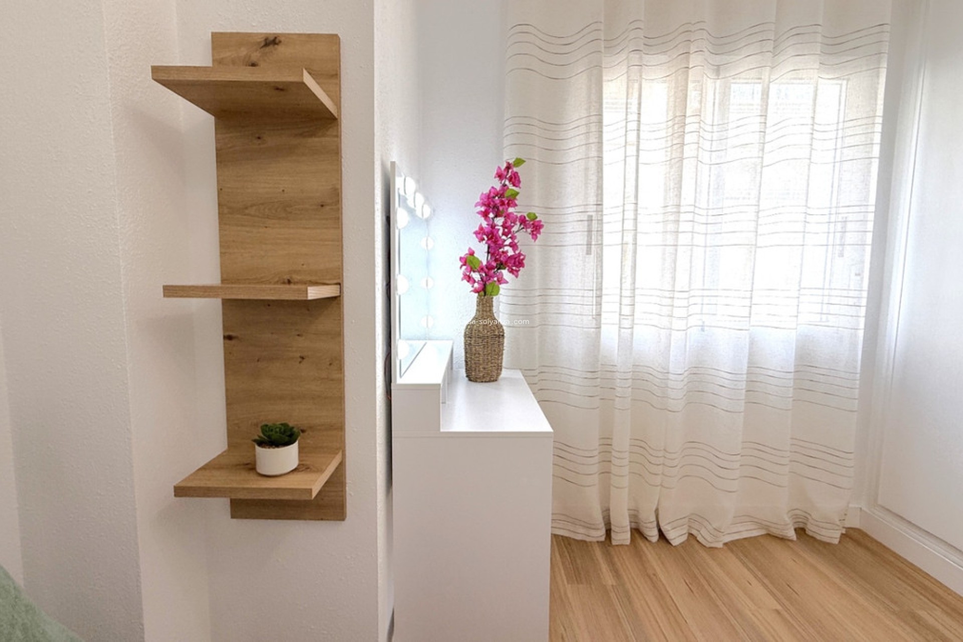 Resale - Apartment / flat - Torrevieja - Torrevieja Centro