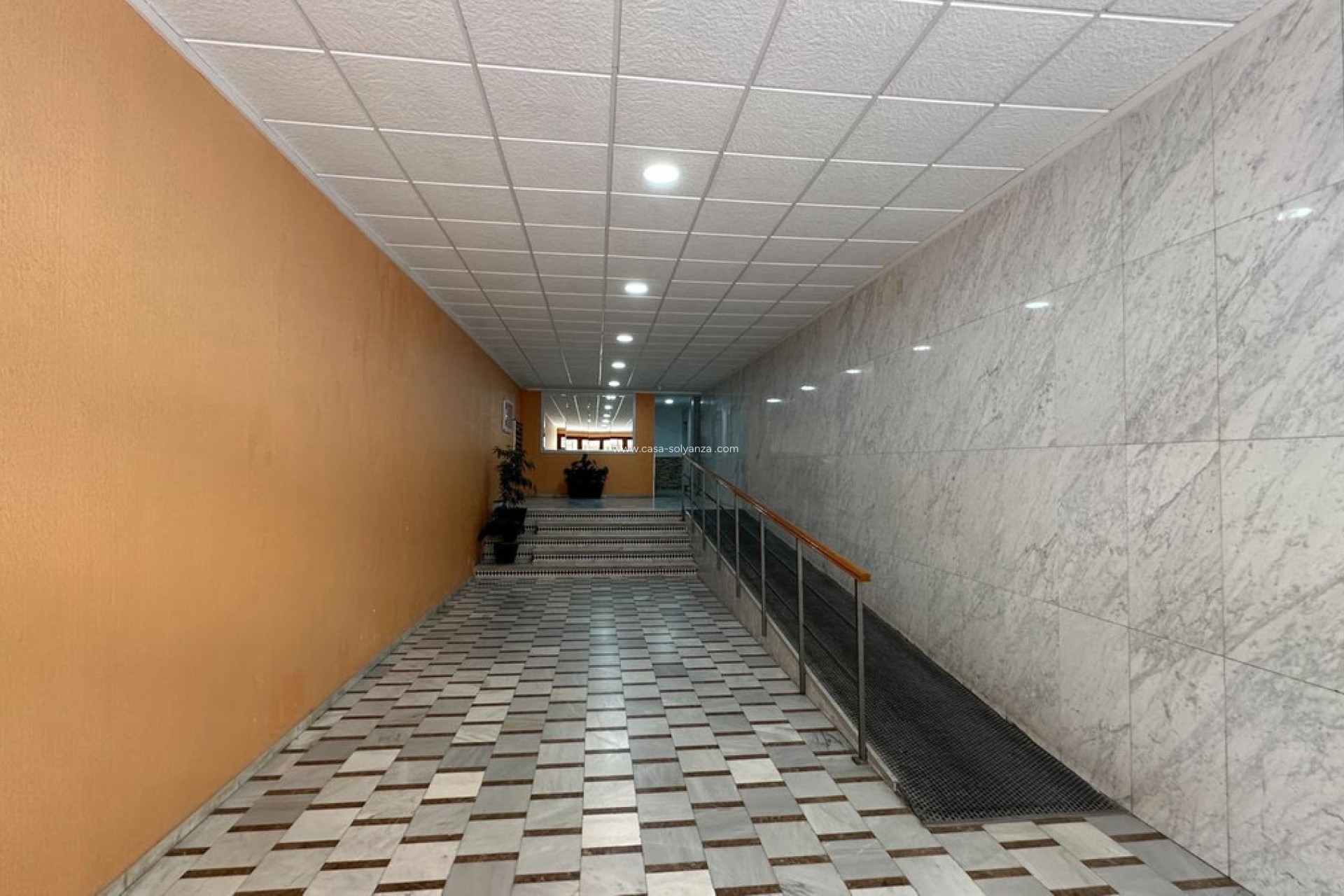Resale - Apartment / flat - Torrevieja - Torrevieja Centro