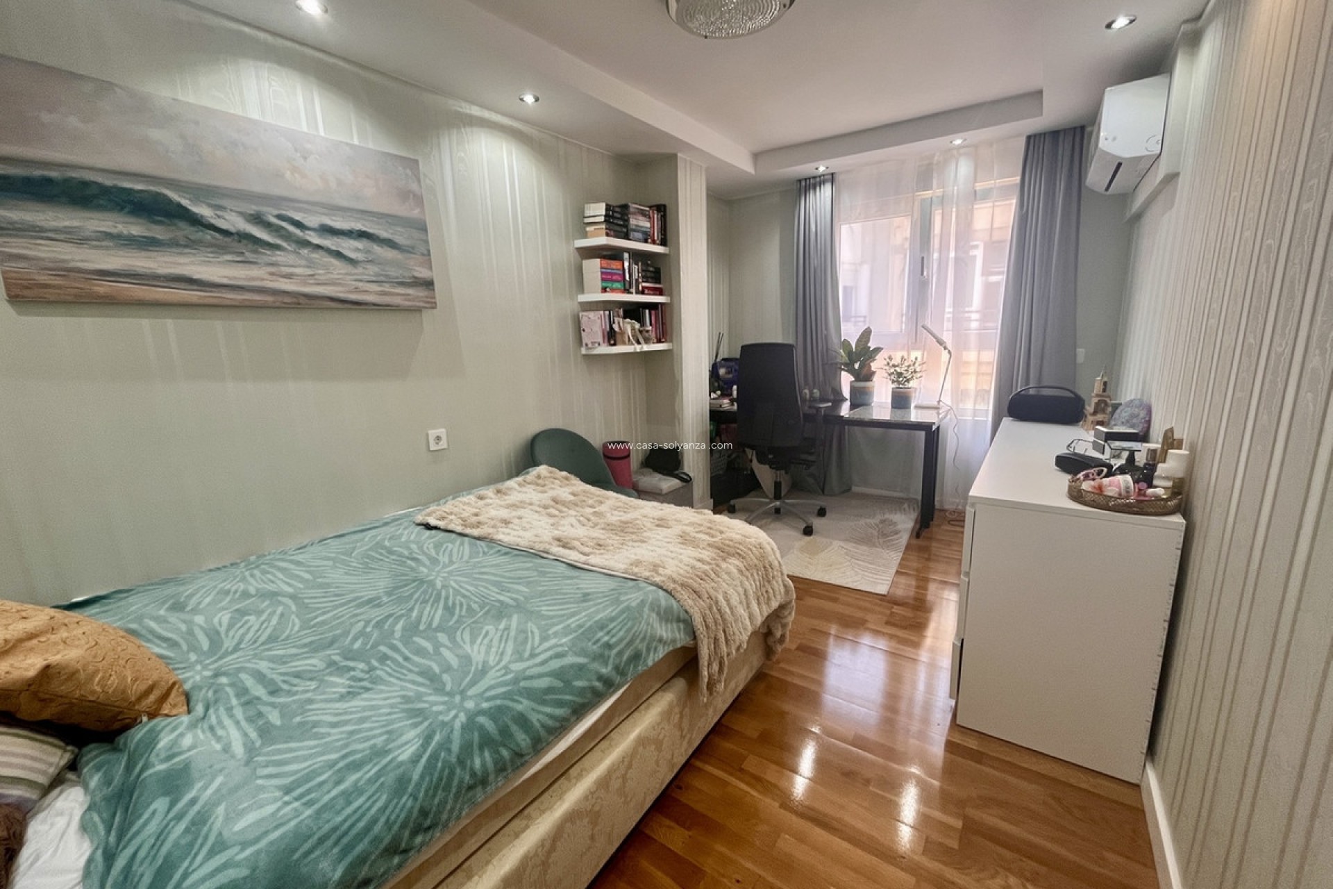 Resale - Apartment / flat - Torrevieja - Torrevieja Centro