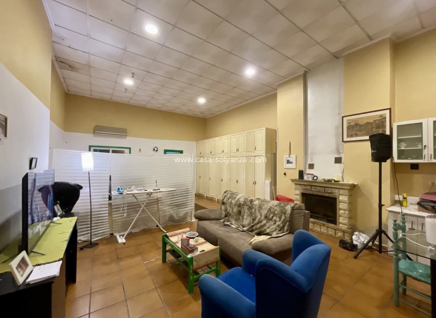 Resale - Apartment / flat - Torrevieja - Torrevieja Centro