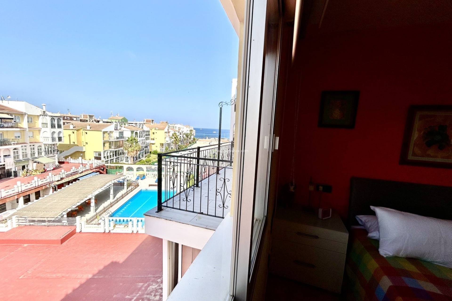 Resale - Apartment / flat - Torrevieja - Torrevieja Centro