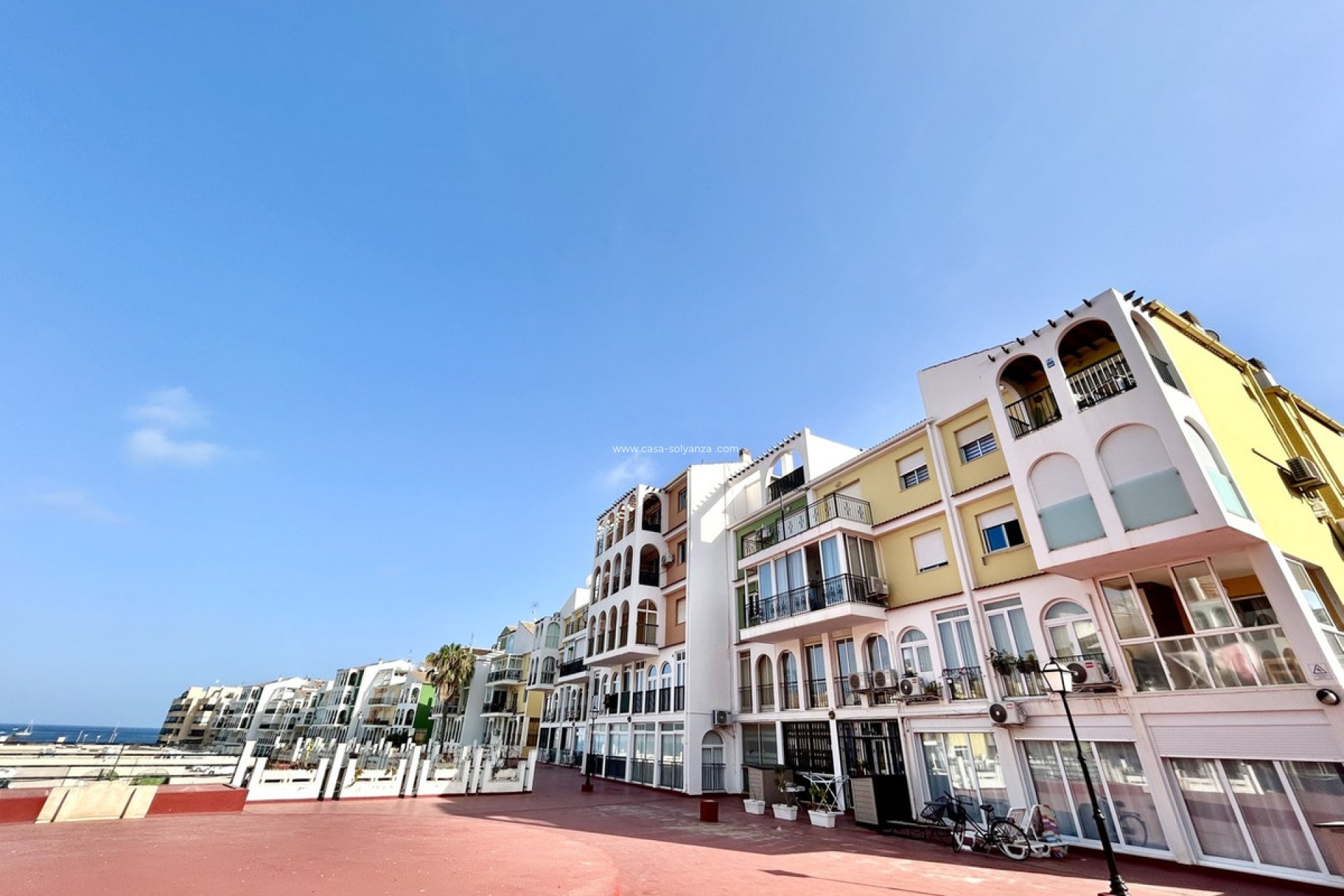 Resale - Apartment / flat - Torrevieja - Torrevieja Centro