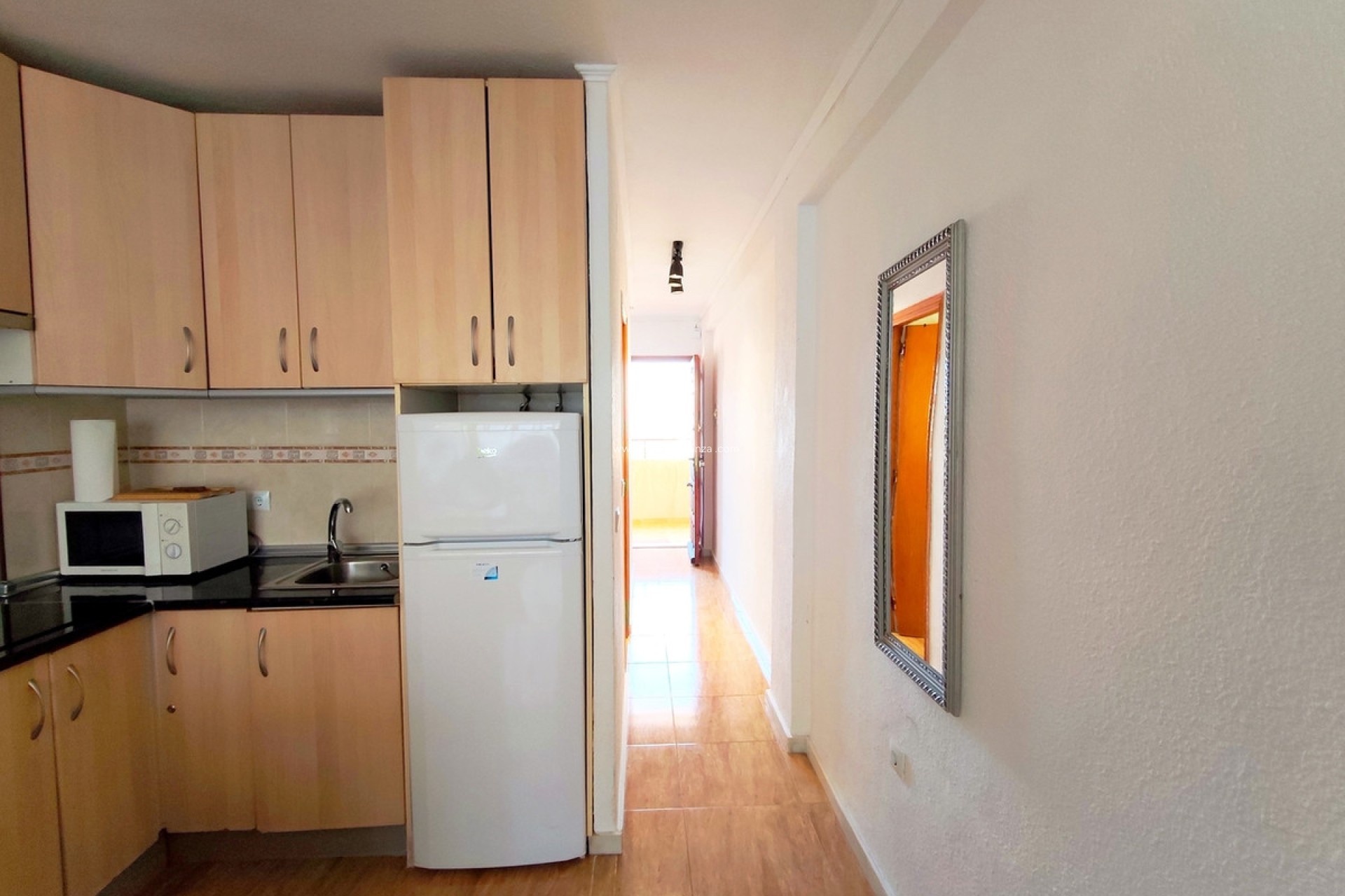 Resale - Apartment / flat - Torrevieja - Torrevieja Centro